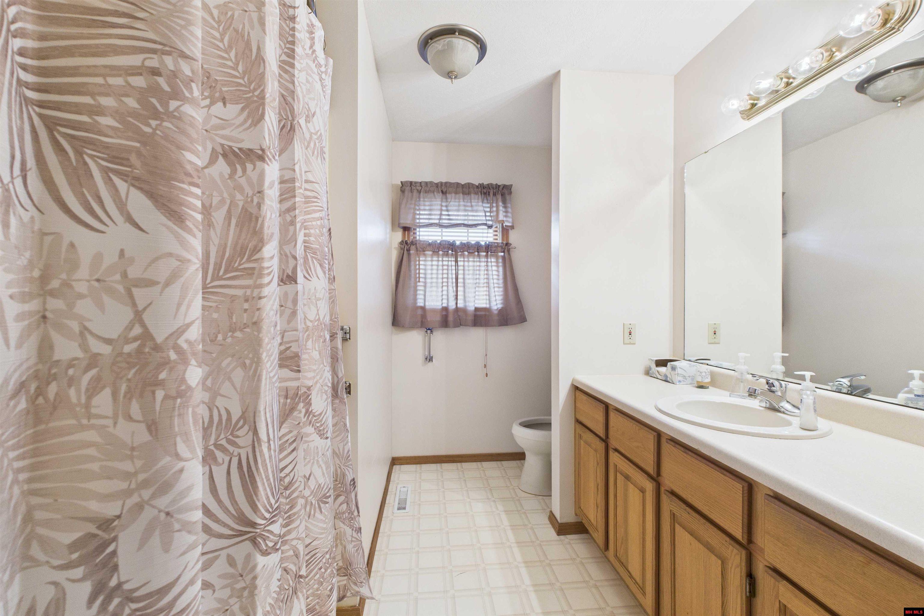 1070 Northpointe Drive