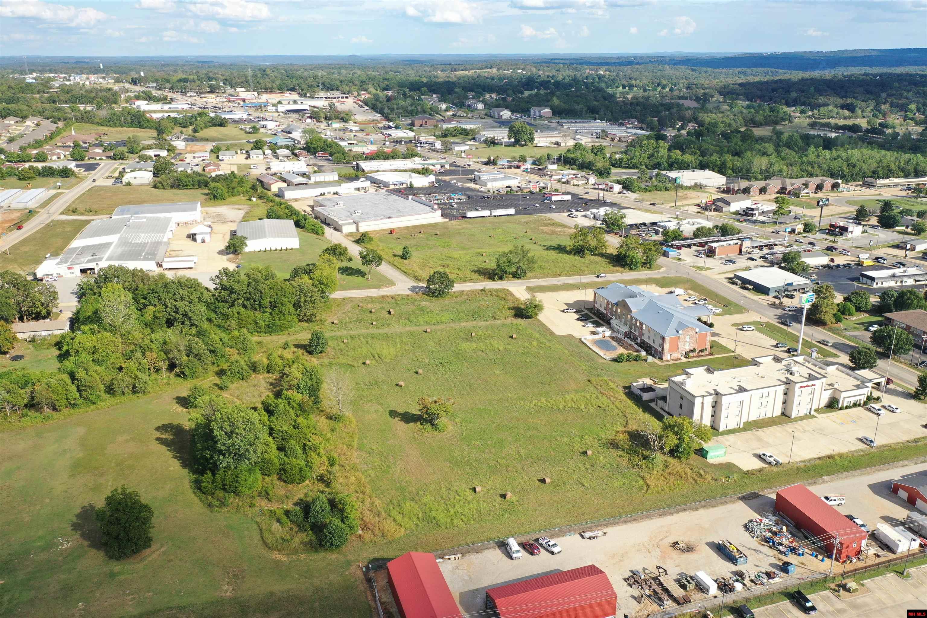 007-03282-002 N Cardinal Drive