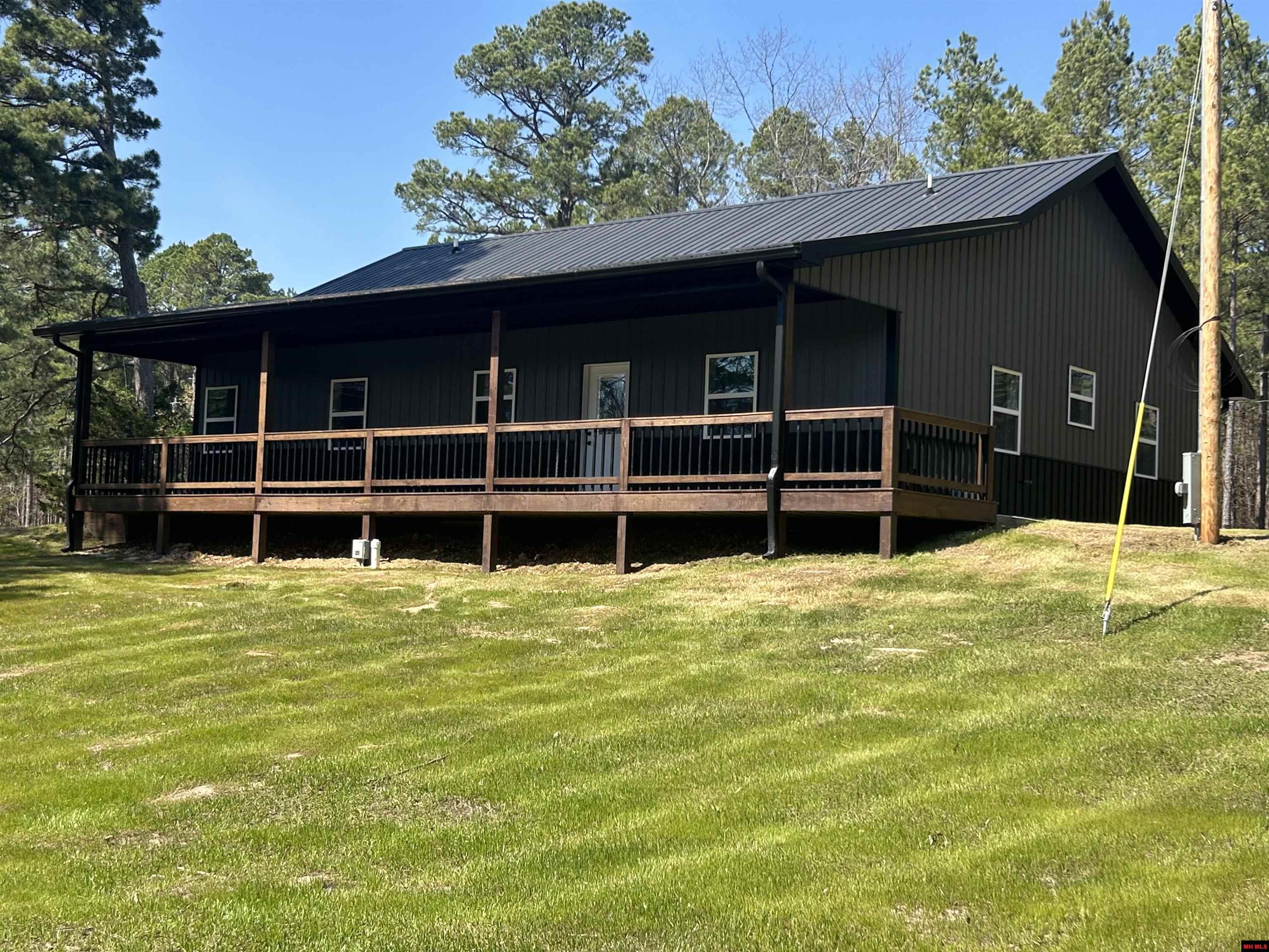 109 JONES STREET | Calico Rock, AR
