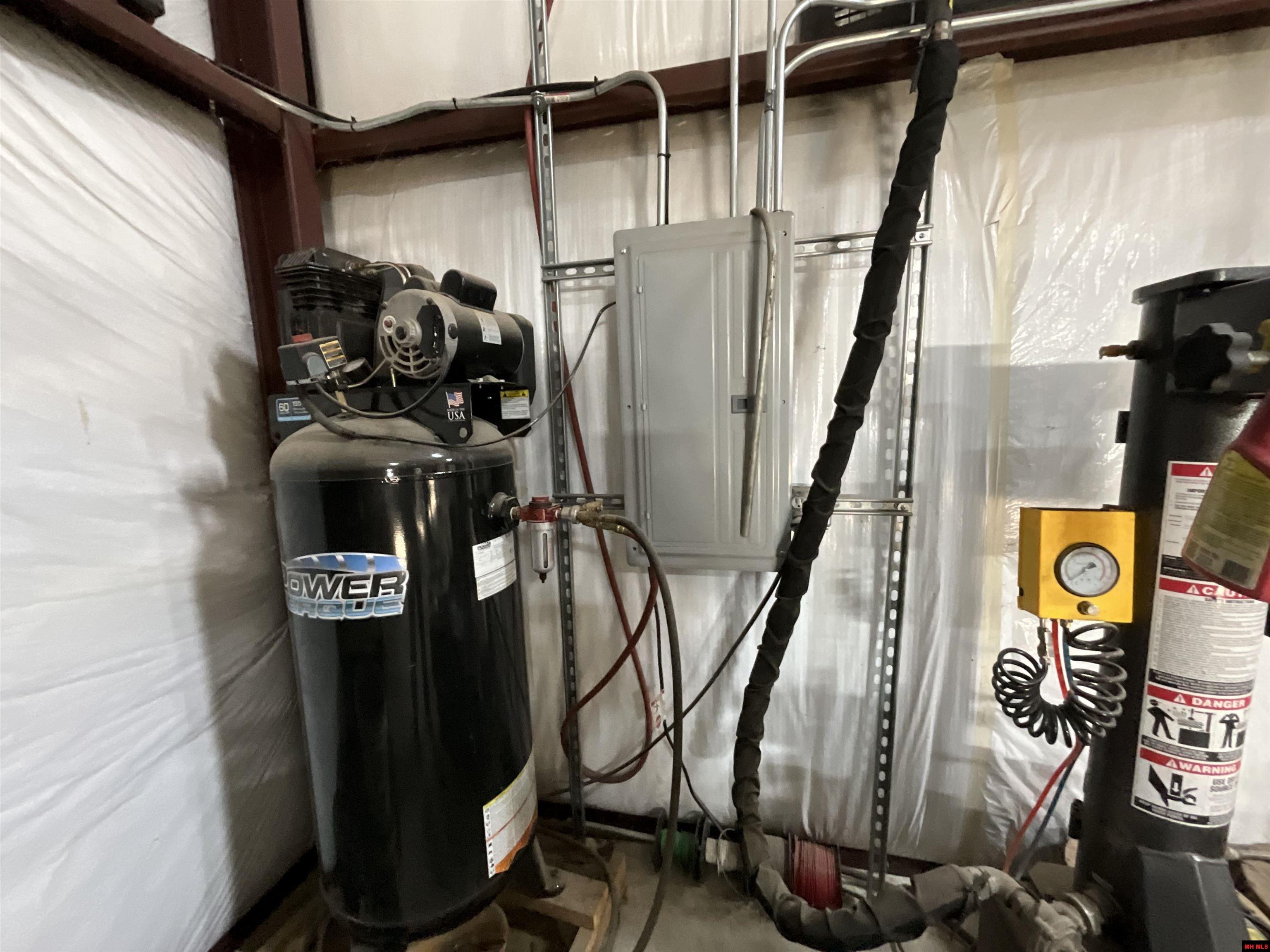 1813 Private Road 8650