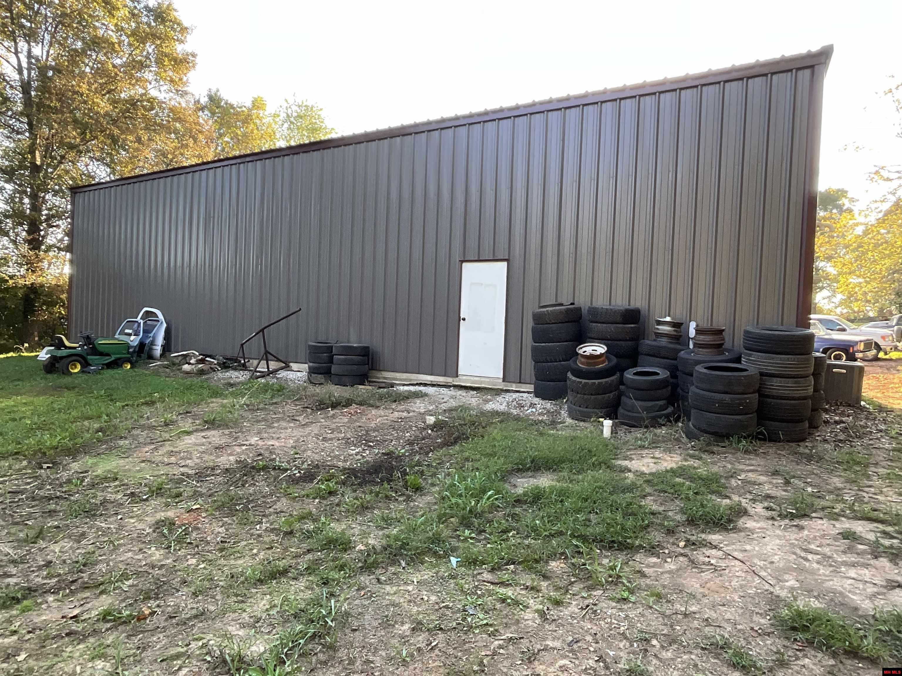 1813 Private Road 8650