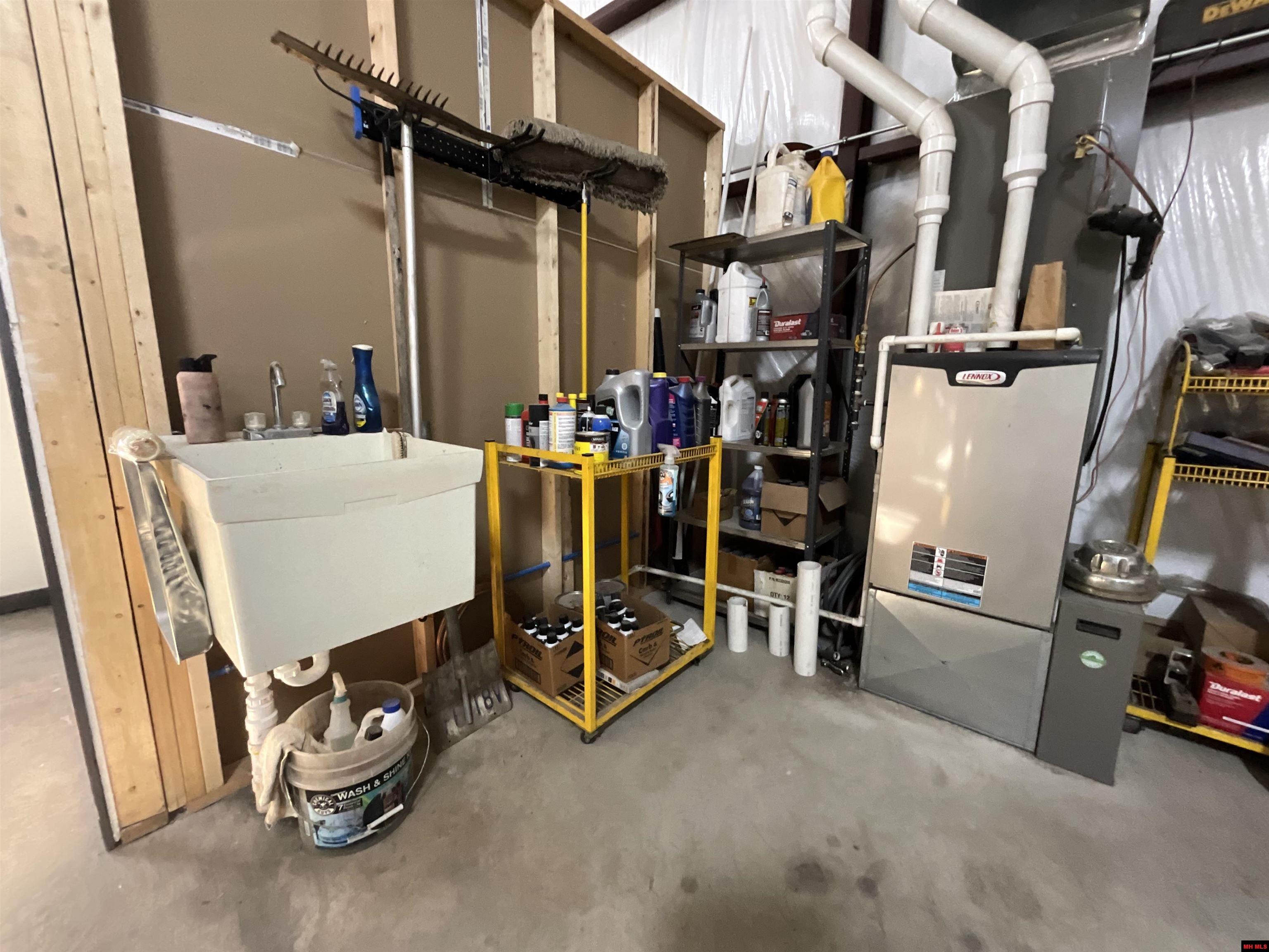 1813 Private Road 8650