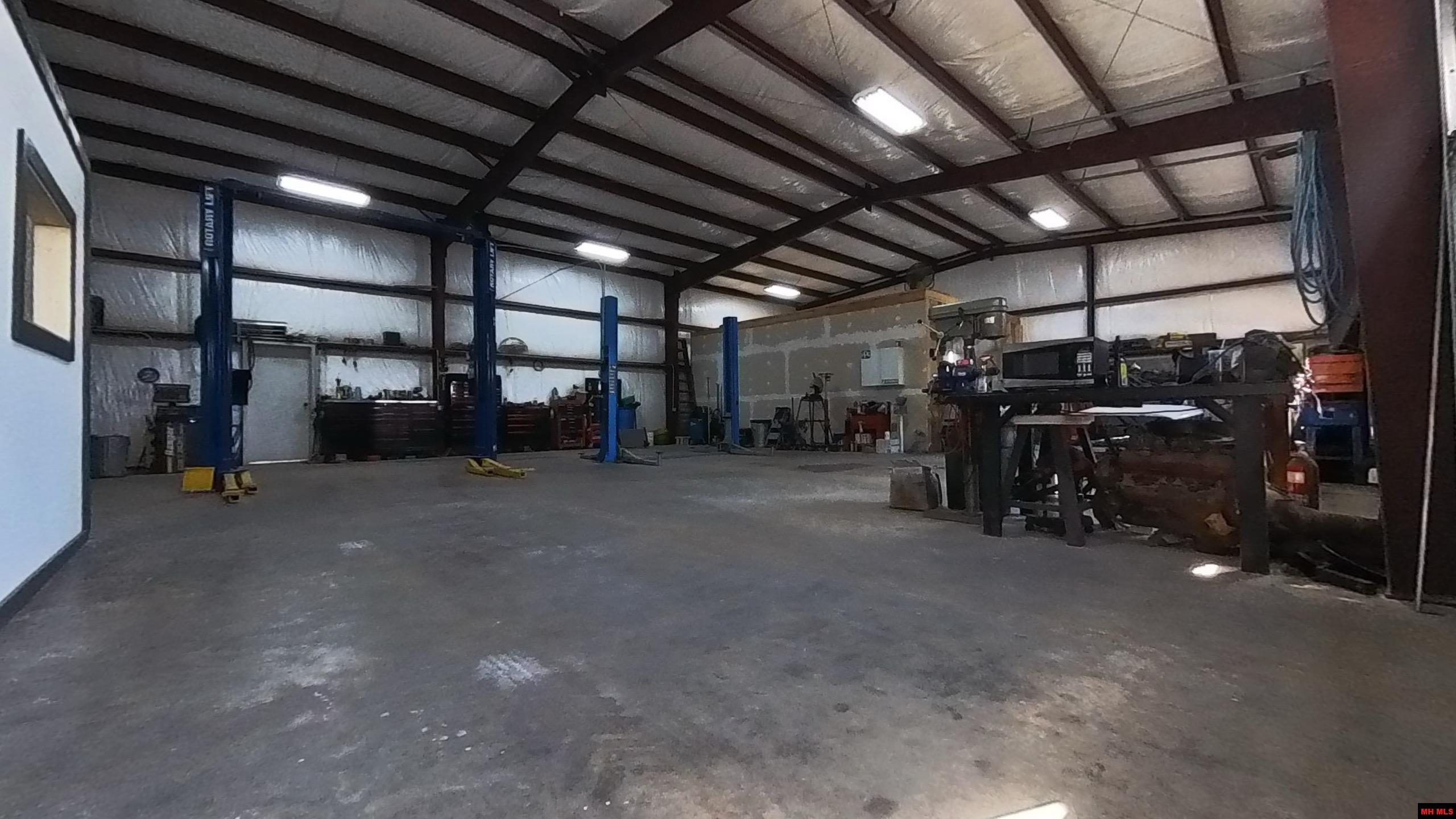 1813 Private Road 8650