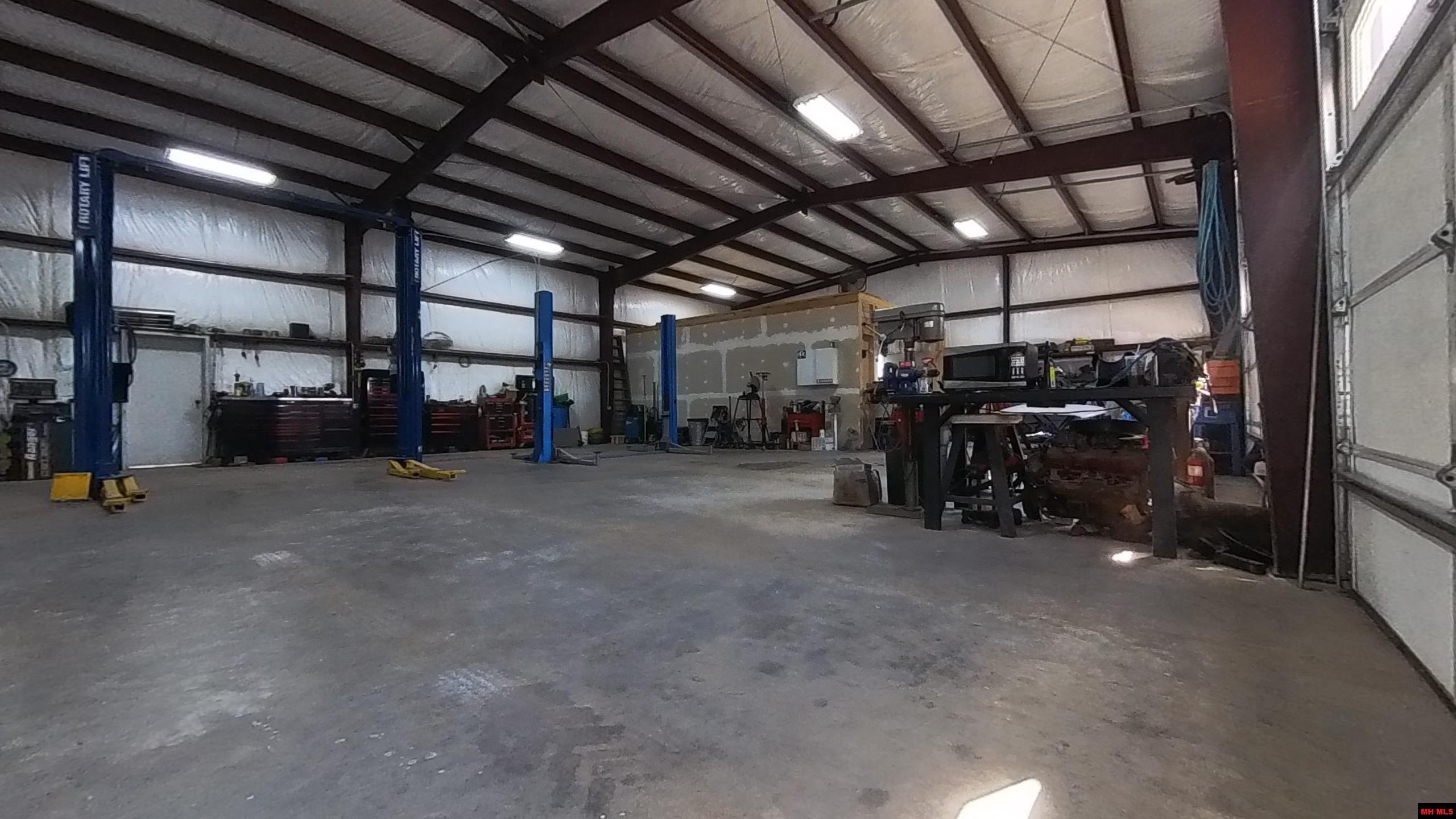 1813 Private Road 8650