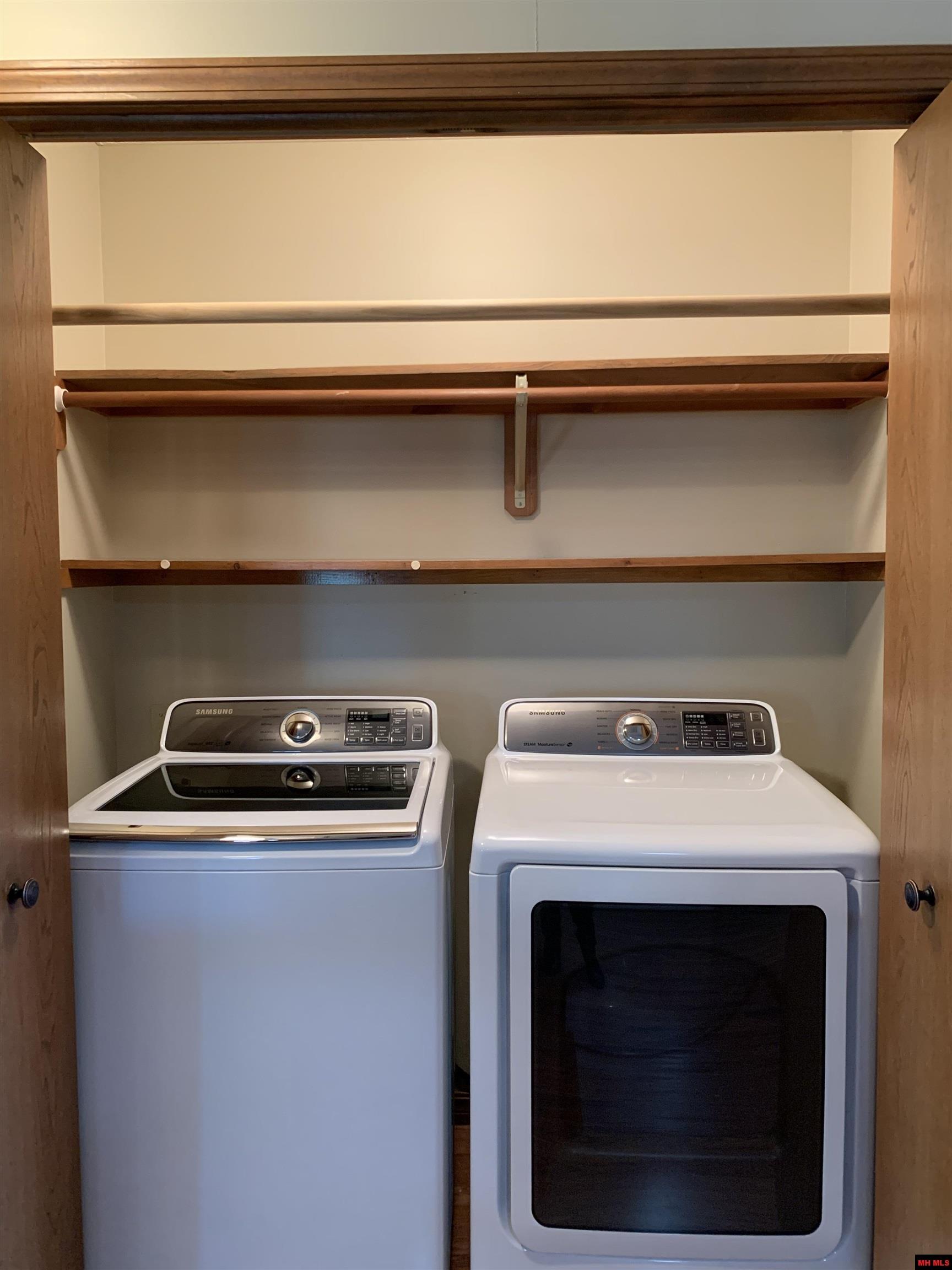 353 High Ridge Circle