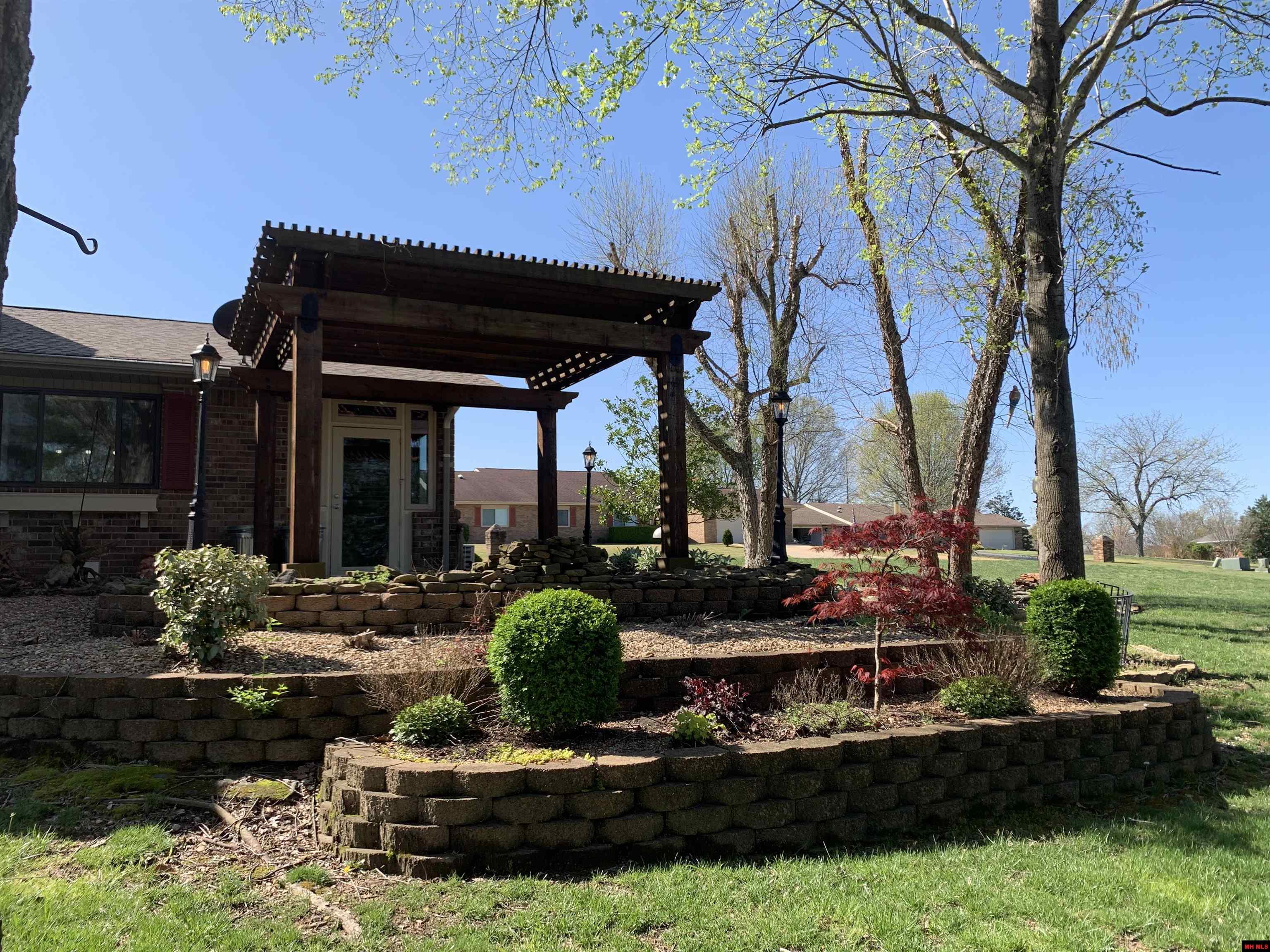 353 High Ridge Circle