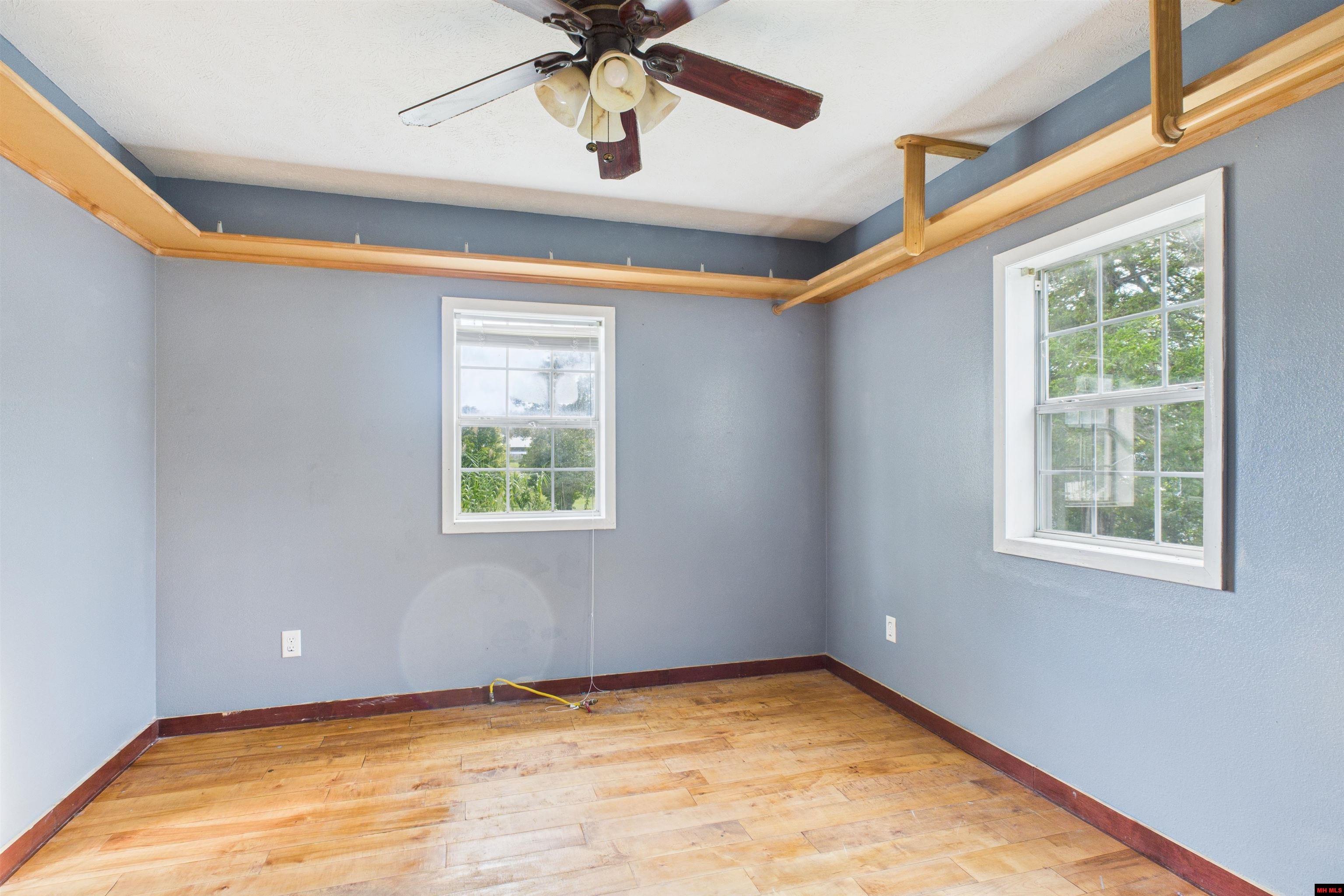 122 JAY STREET Melbourne, AR