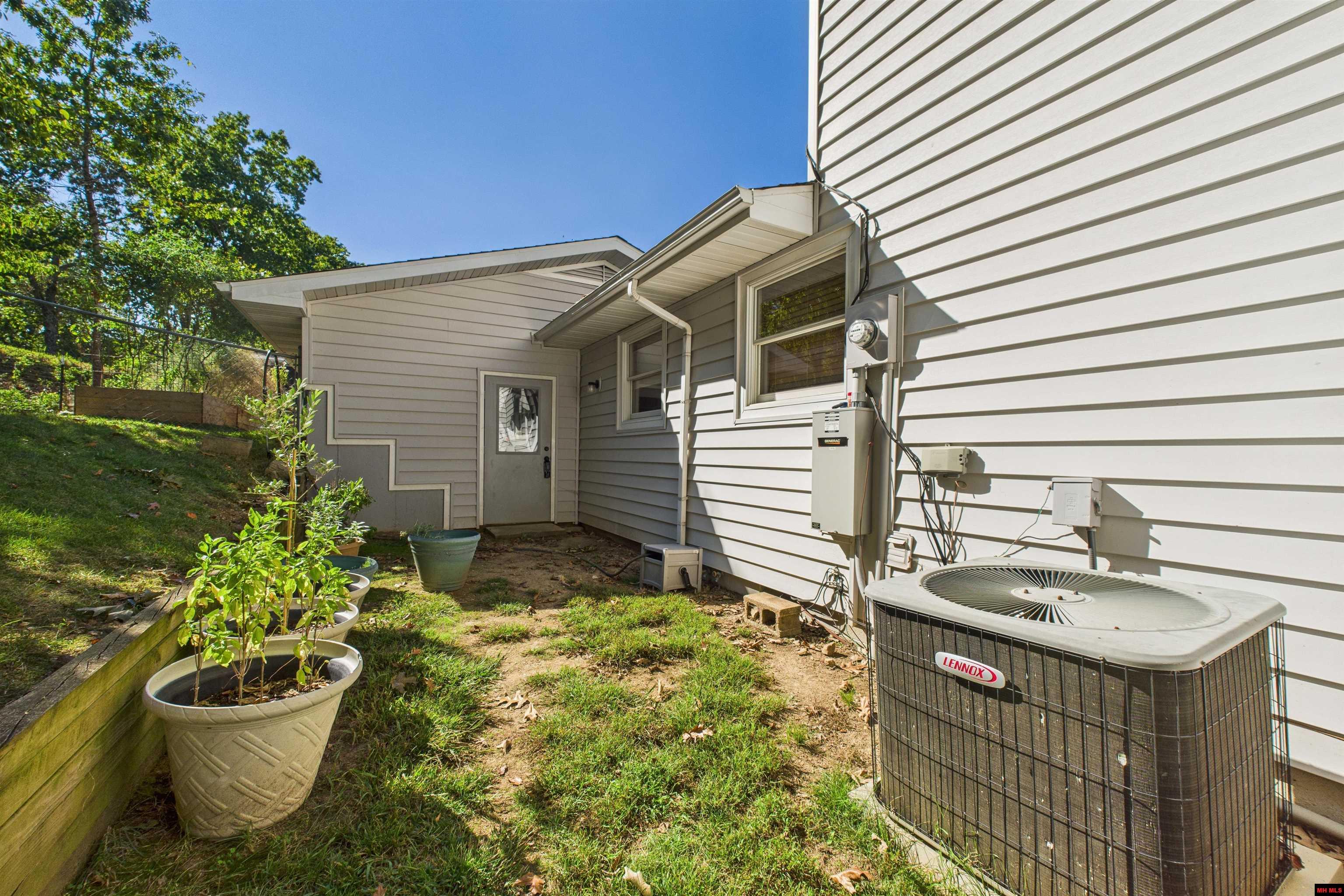 304 SYCAMORE SPRINGS TRAIL Mountain Home, AR