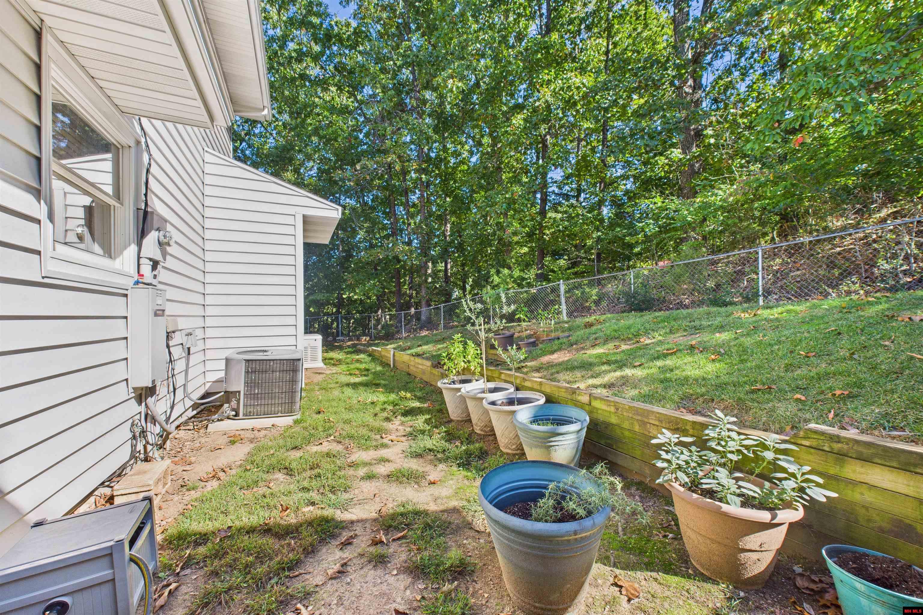 304 SYCAMORE SPRINGS TRAIL Mountain Home, AR