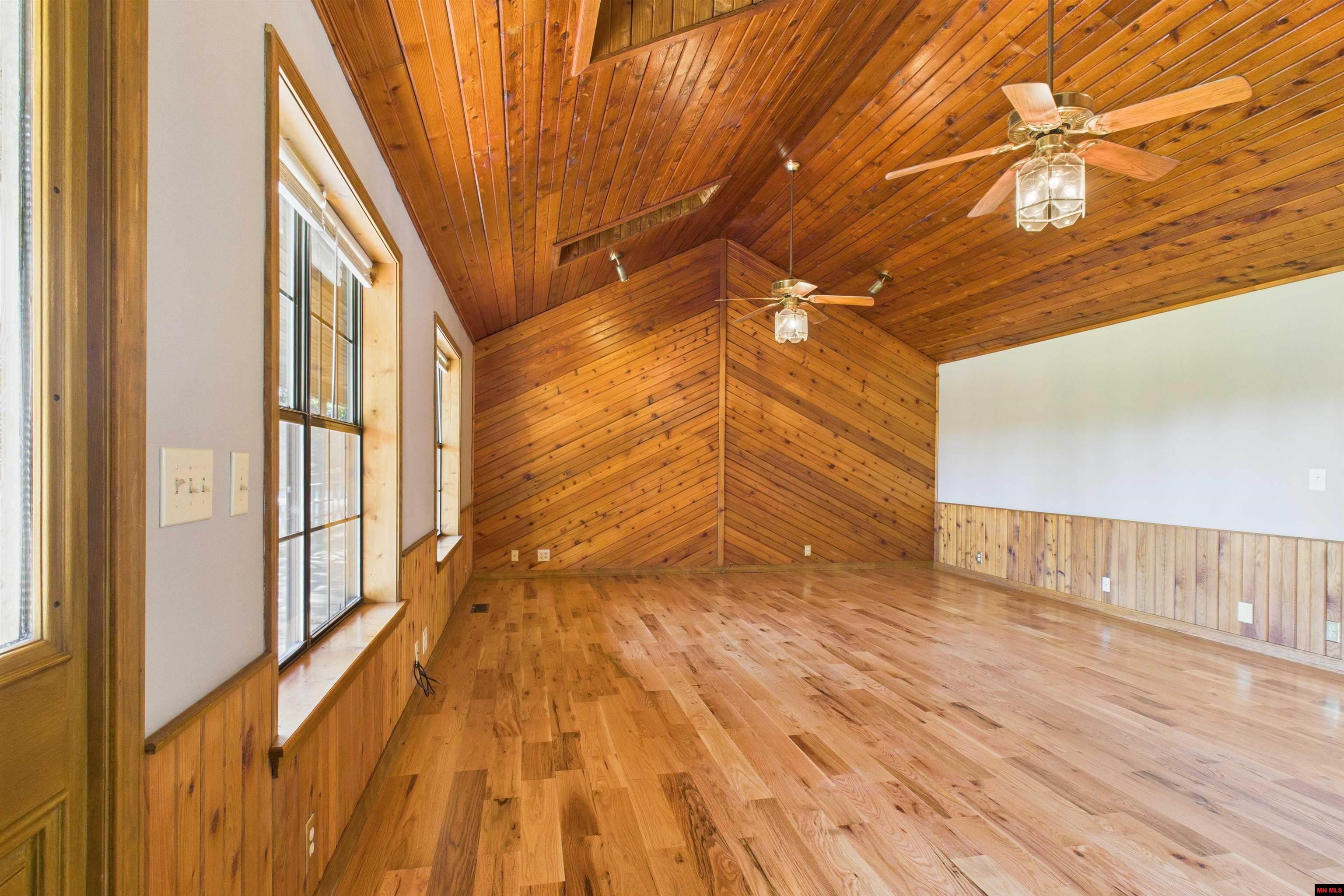 7167 Hwy 62/412 West