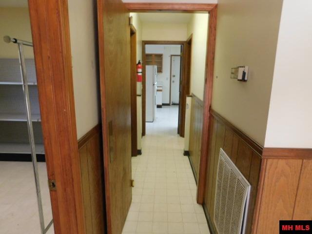 622 Central Boulevard