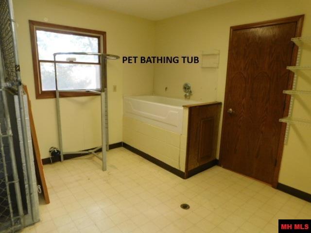 622 Central Boulevard