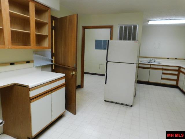 622 Central Boulevard