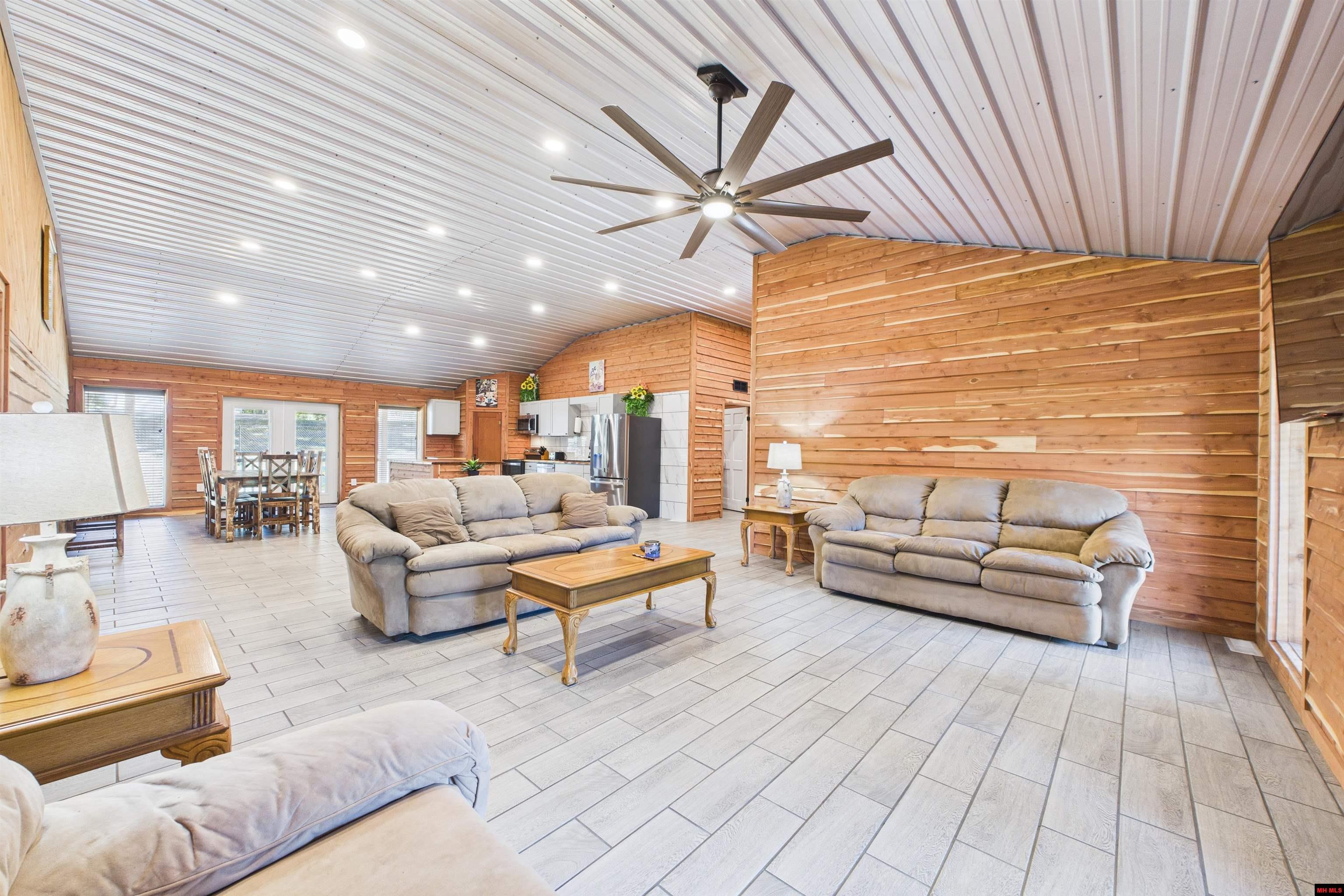 19 Fawn Ridge Circle