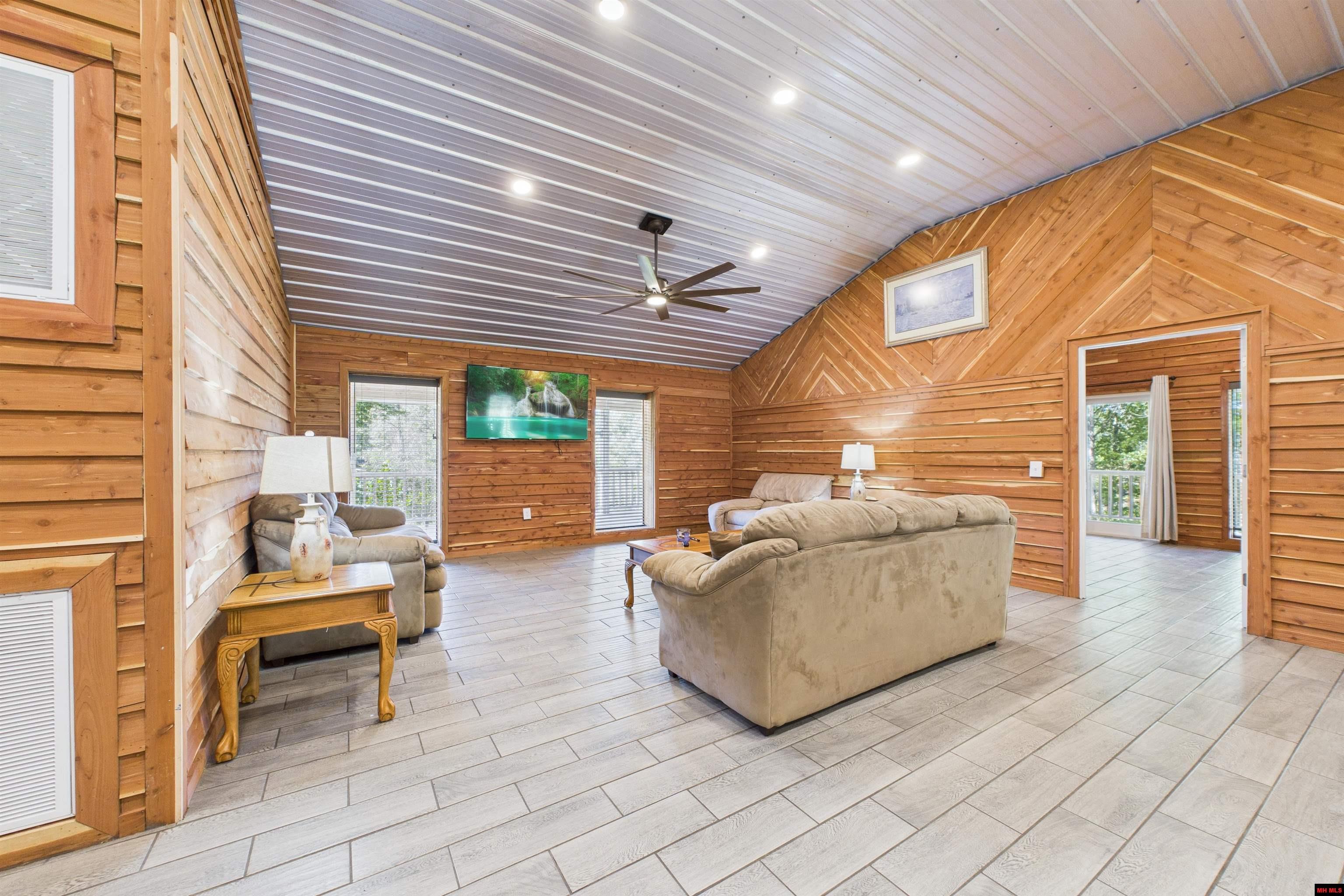 19 Fawn Ridge Circle