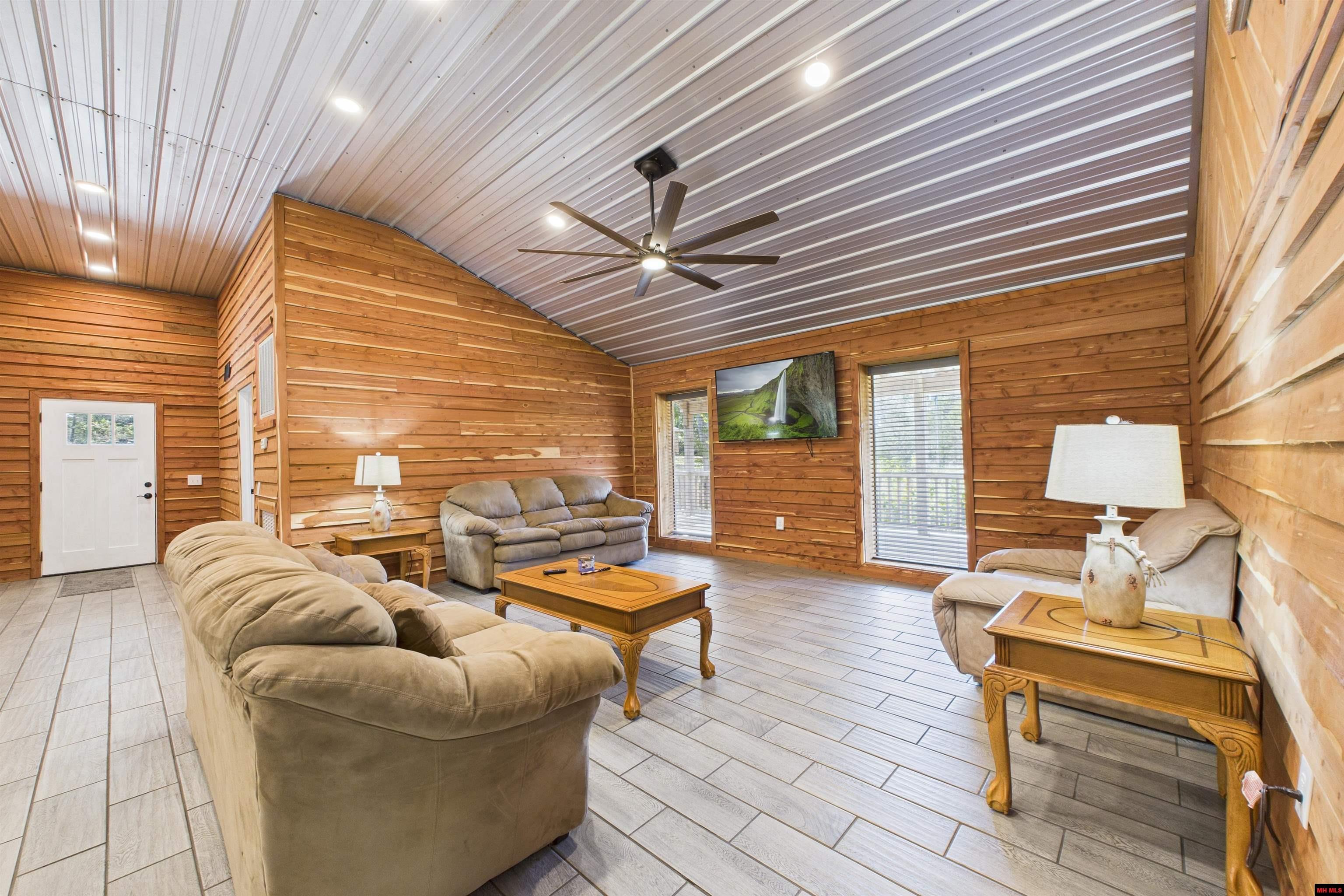 19 Fawn Ridge Circle