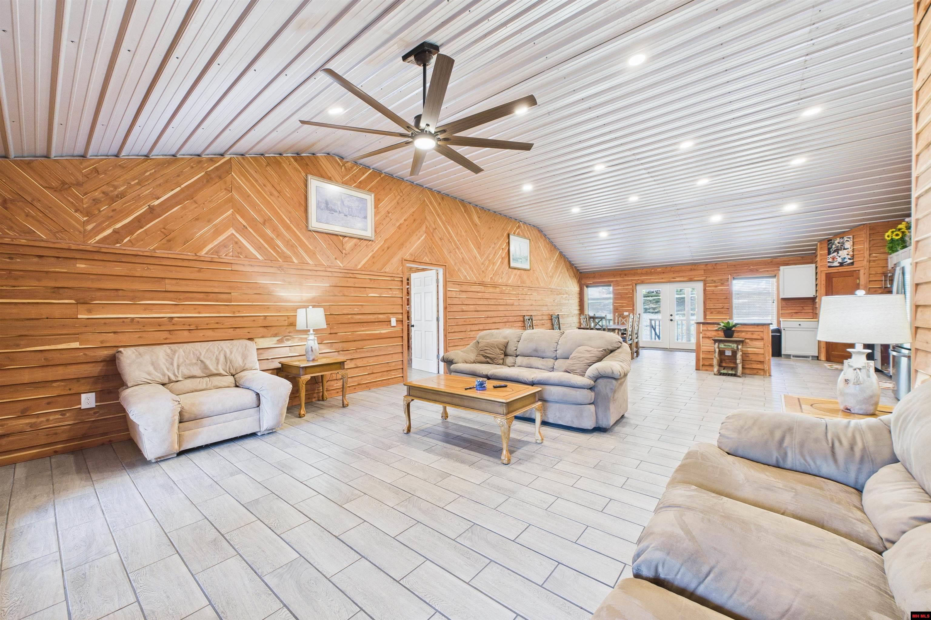 19 Fawn Ridge Circle