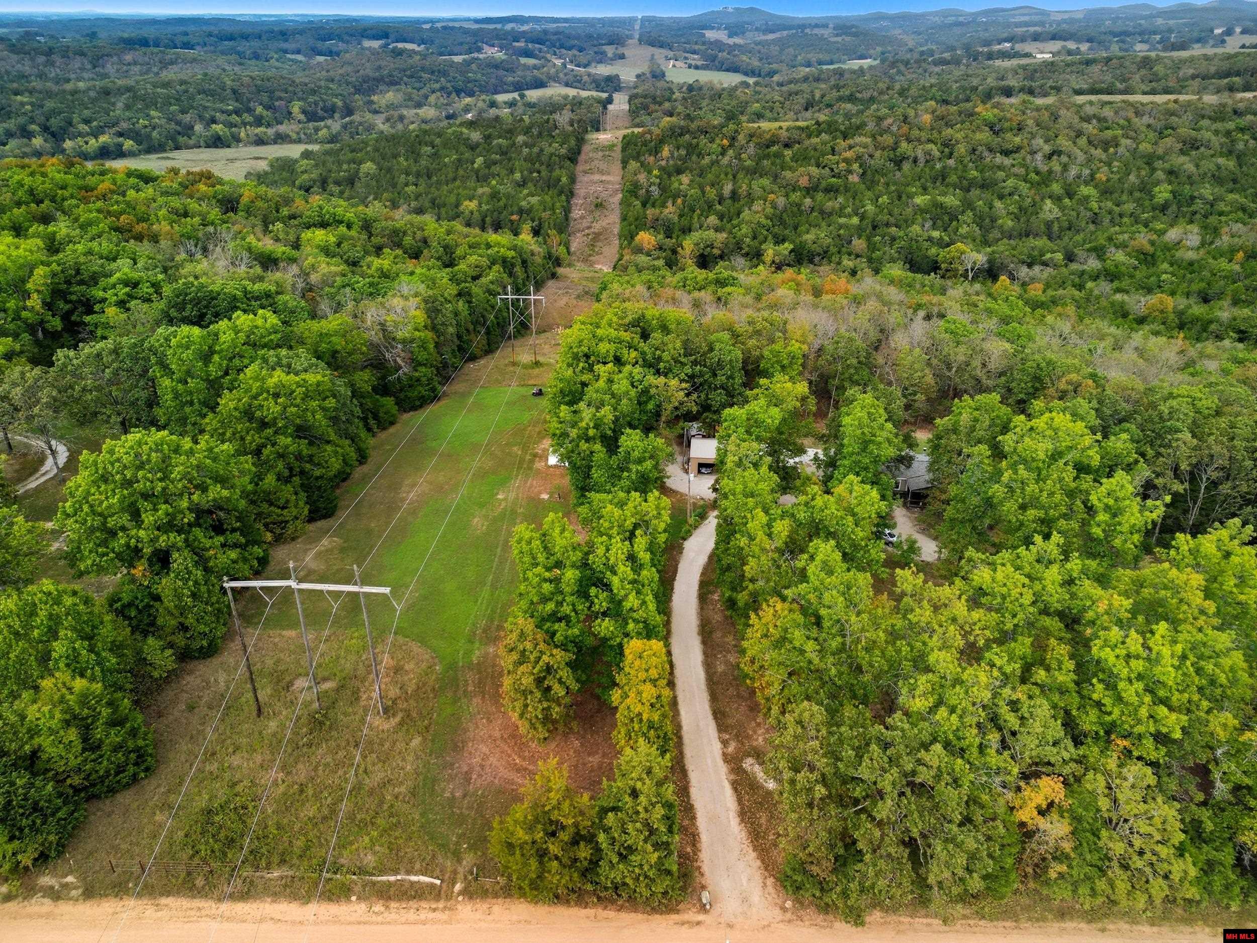 090516000000009 Tall Timbers Trail