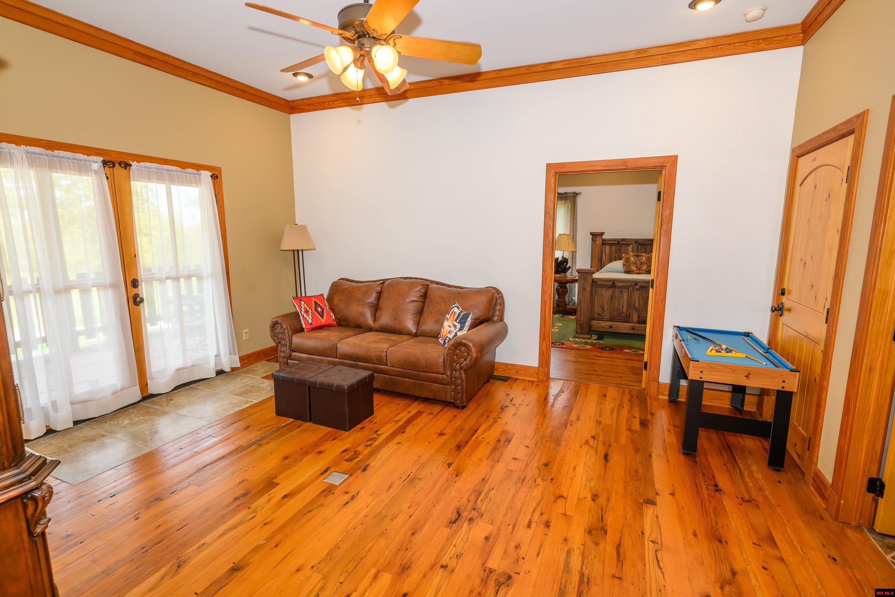 273 Golden Star Lane