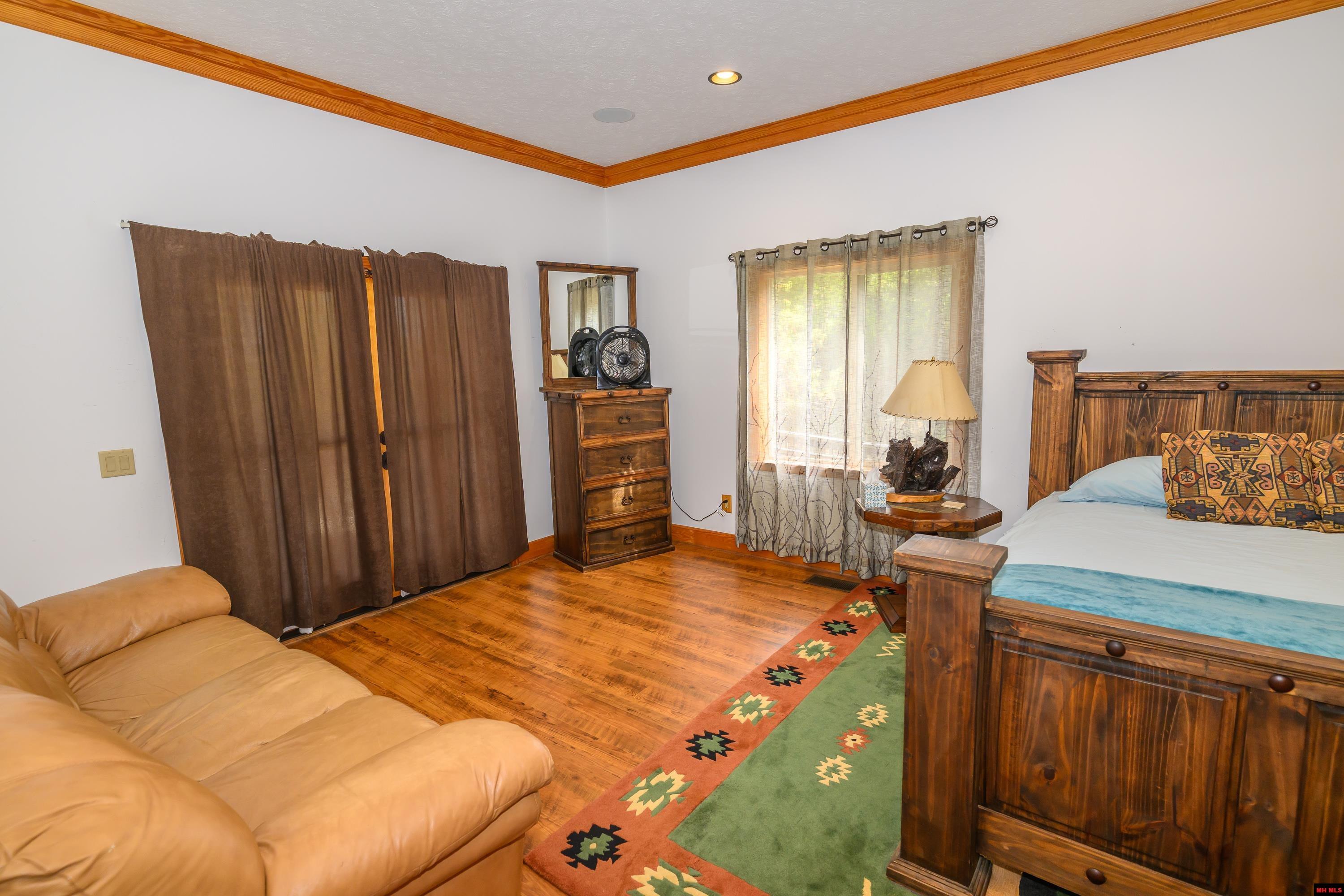 273 Golden Star Lane