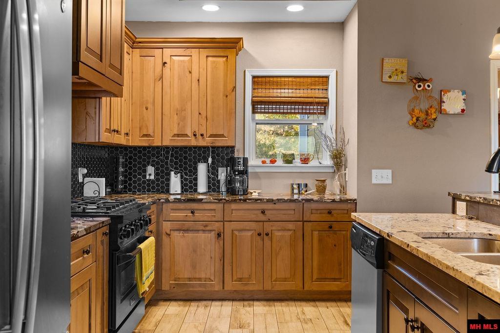 2783 CR 69 Mountain Home, AR