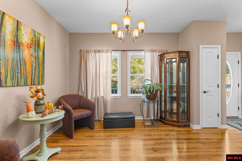 2783 CR 69 Mountain Home, AR