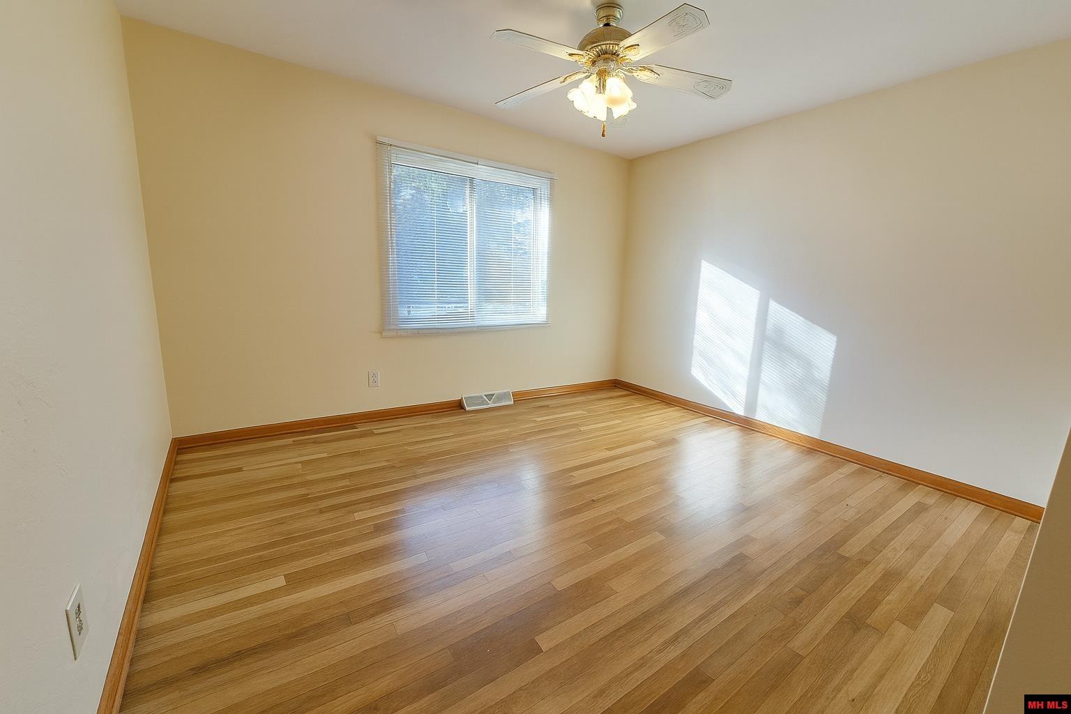 608 Broadmoor Circle