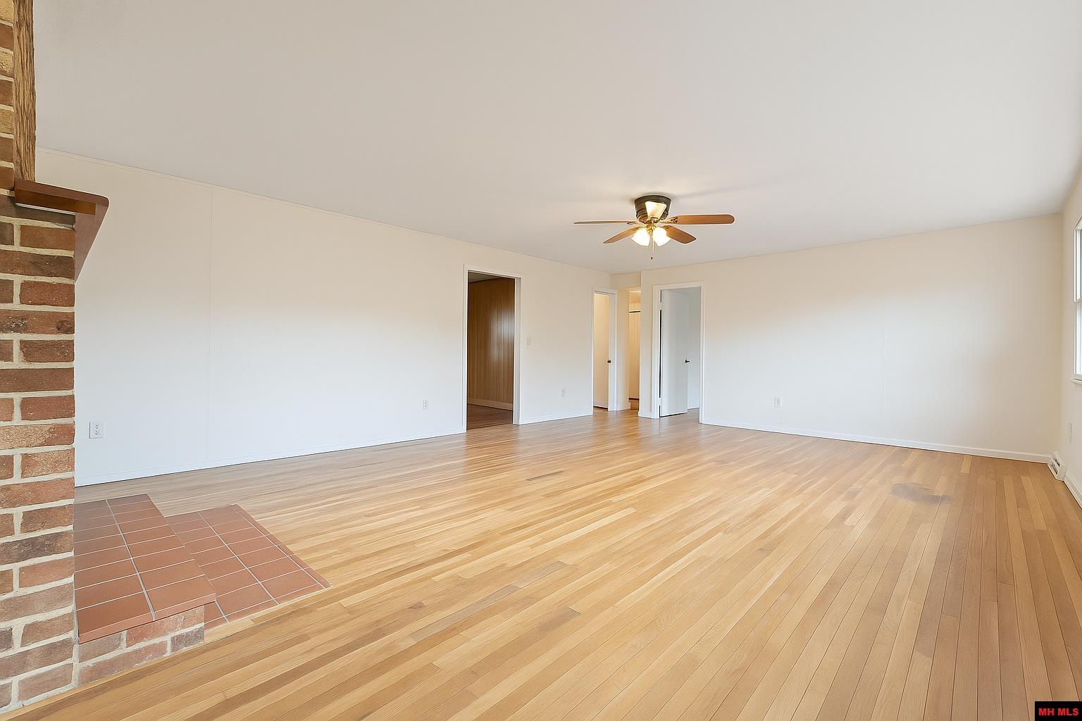 608 Broadmoor Circle