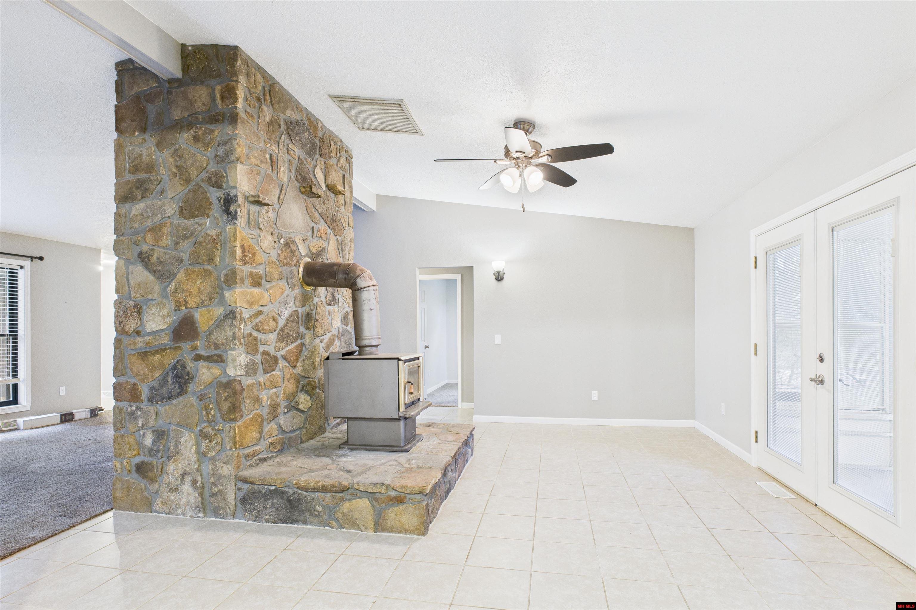 281 Sunrise Heights Circle