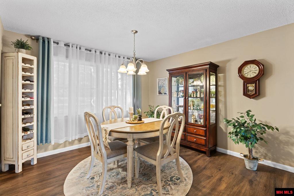 212 RIDGECREST DRIVE Mountain Home, AR