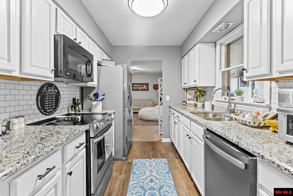 212 RIDGECREST DRIVE Mountain Home, AR