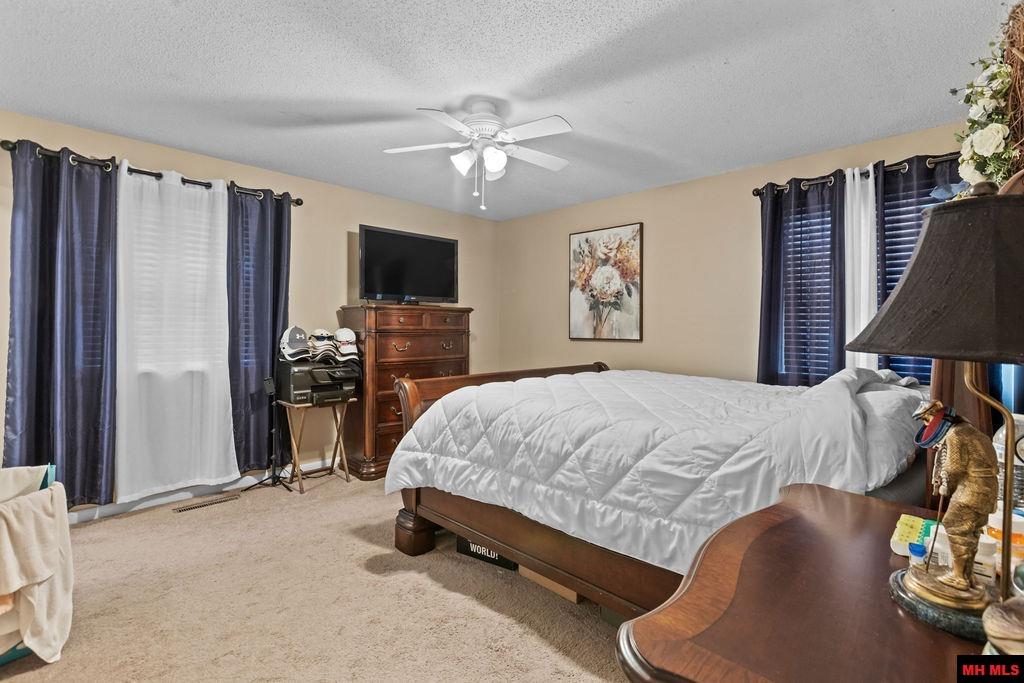 212 RIDGECREST DRIVE Mountain Home, AR