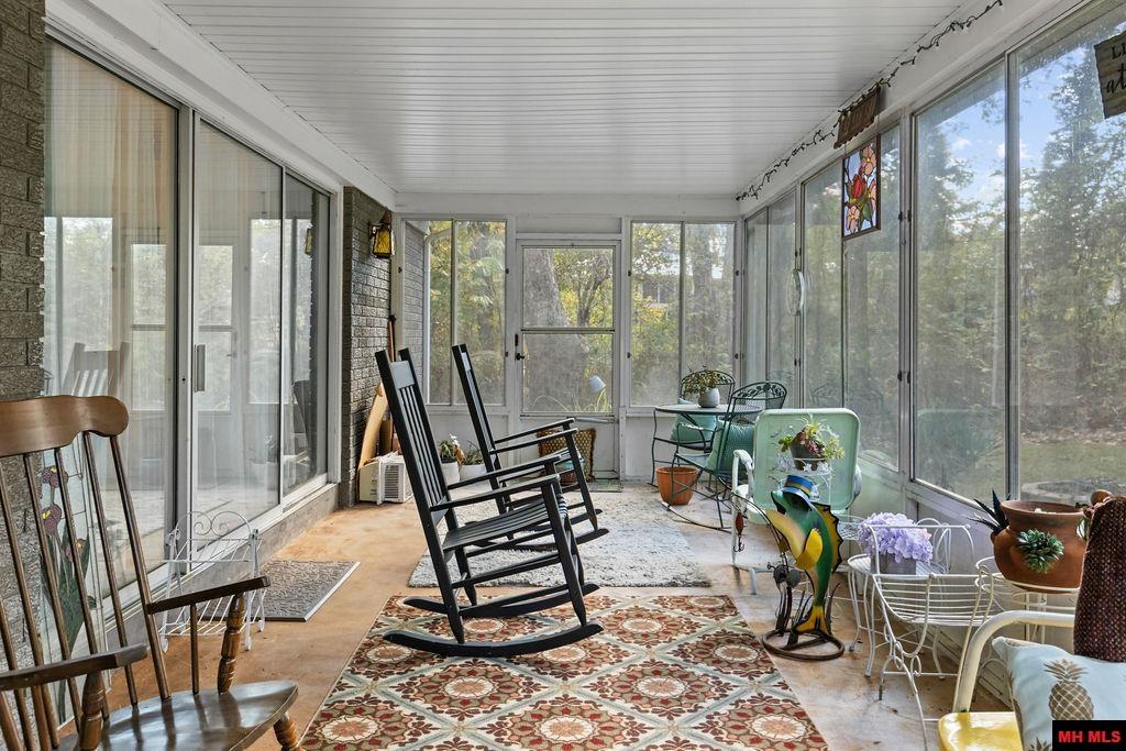 212 RIDGECREST DRIVE Mountain Home, AR