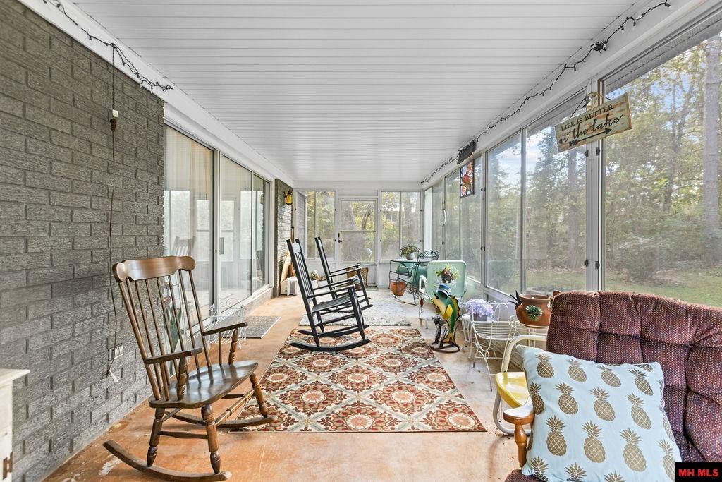 212 RIDGECREST DRIVE Mountain Home, AR