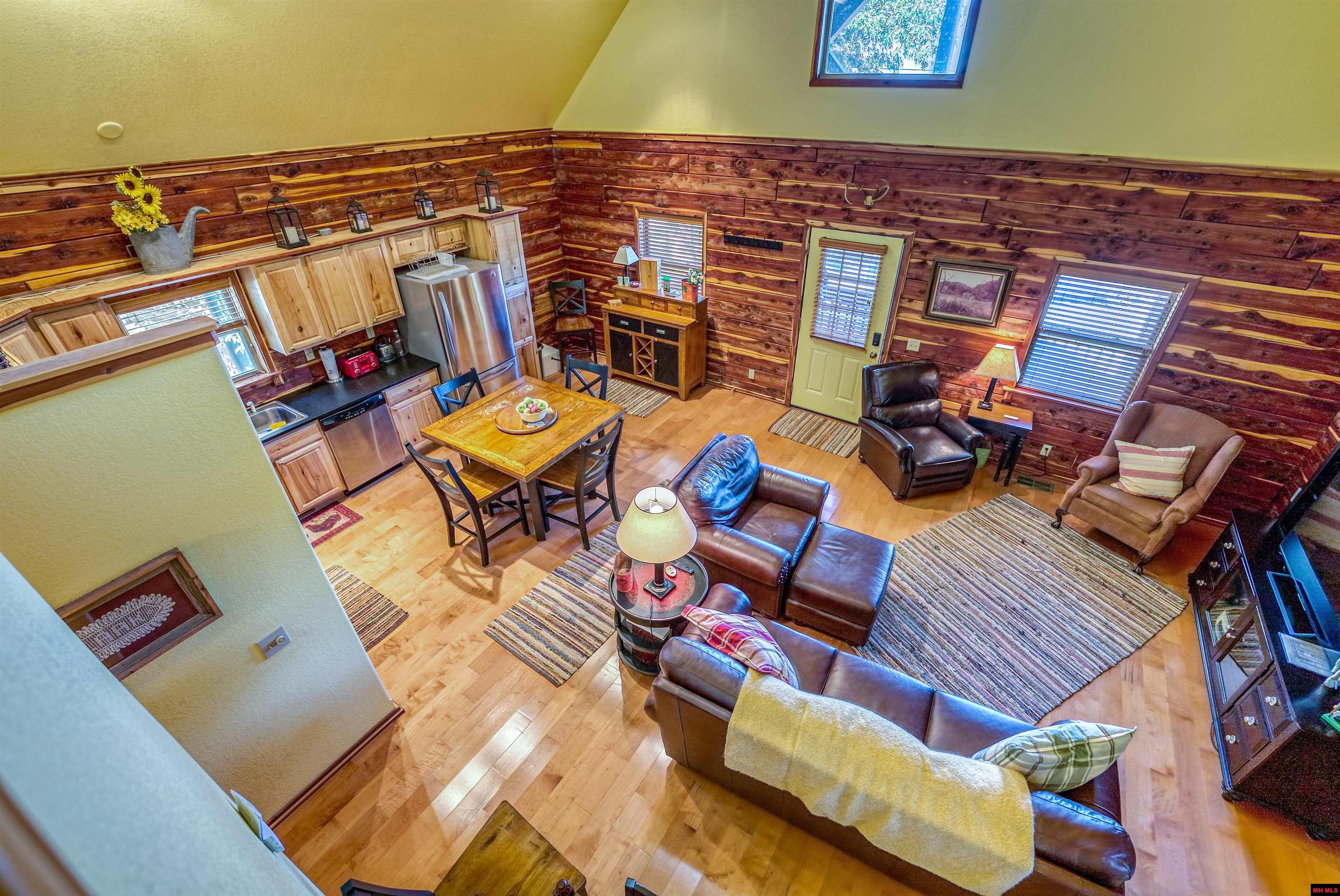 232 CROWN COURT Norfork, AR