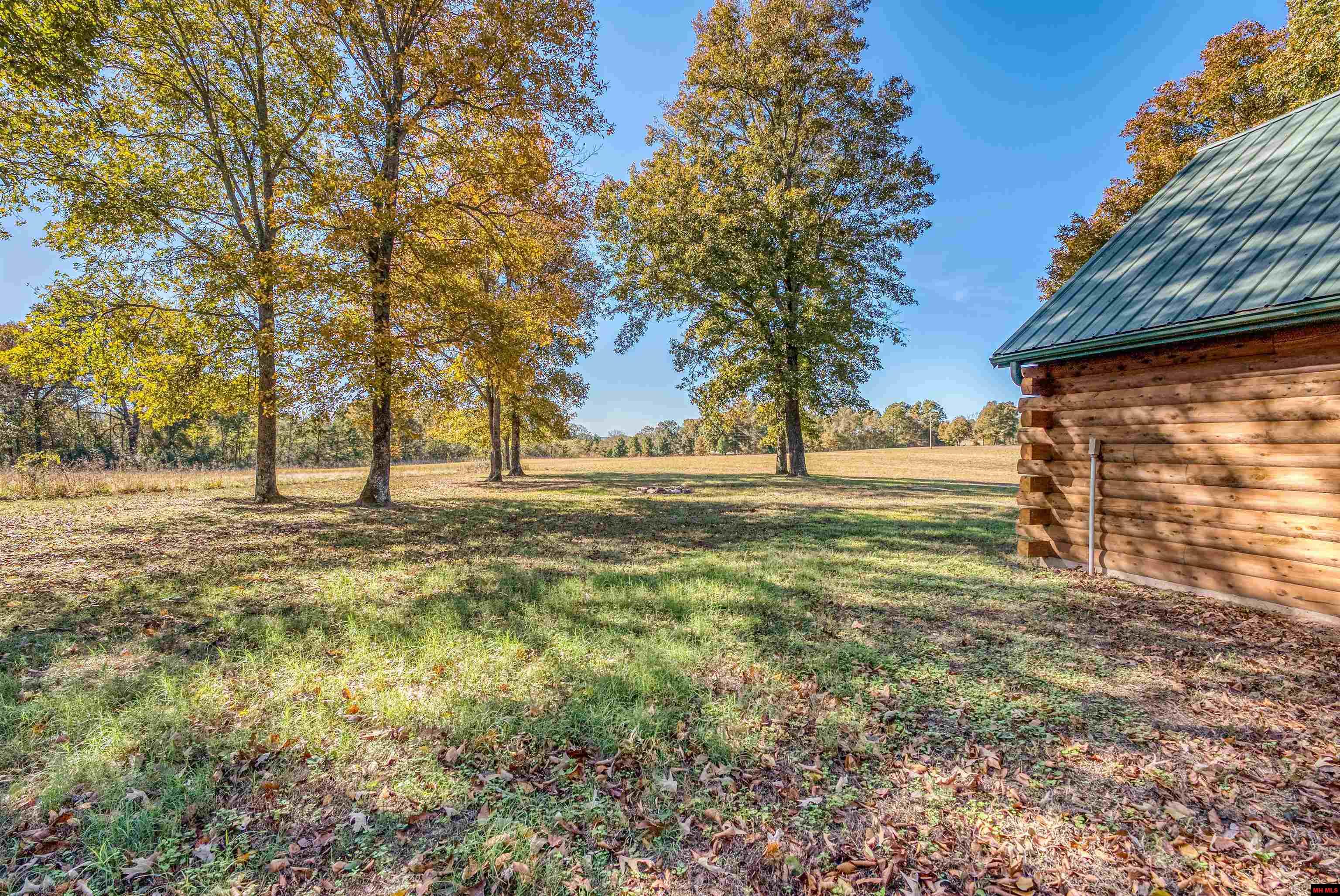 232 CROWN COURT Norfork, AR