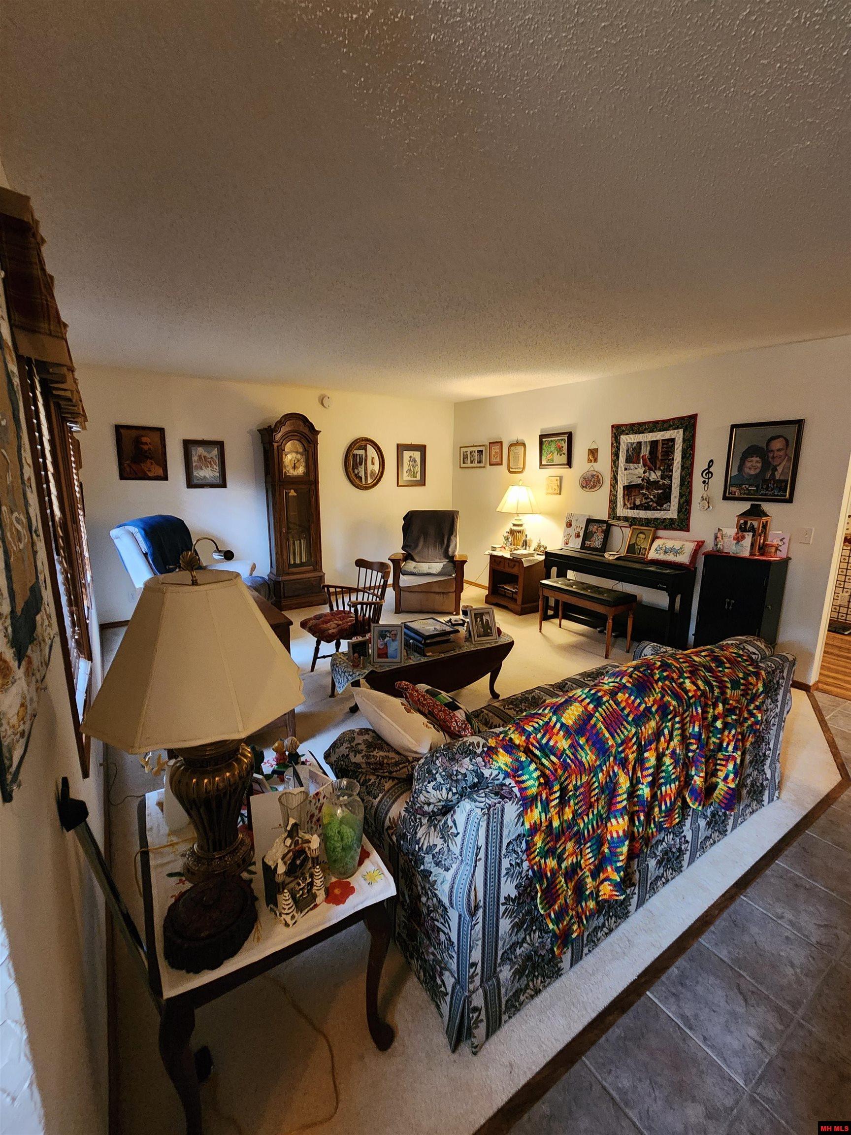 1805 Van Buren Avenue