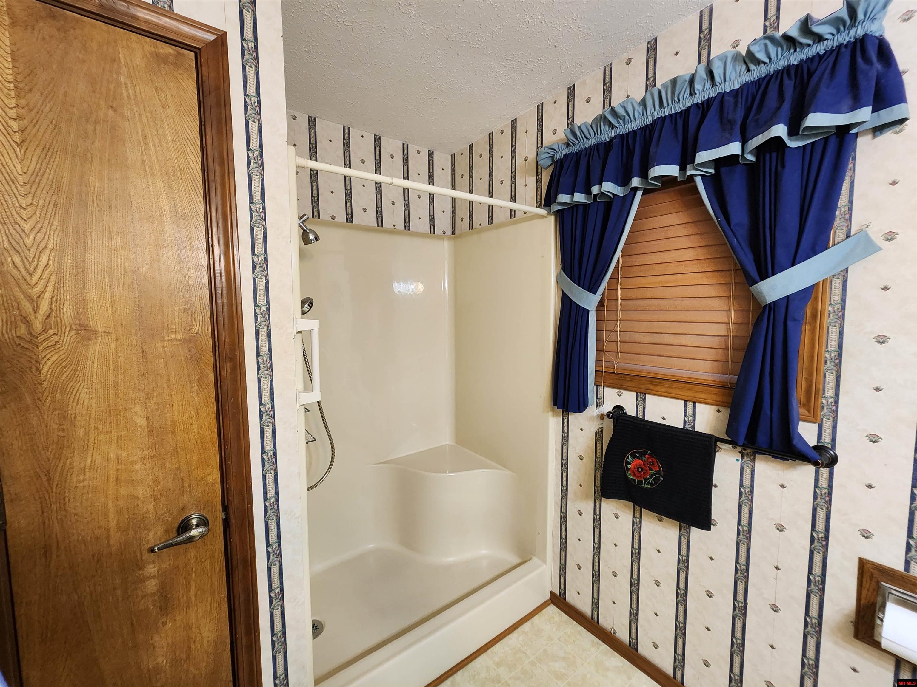 1805 Van Buren Avenue