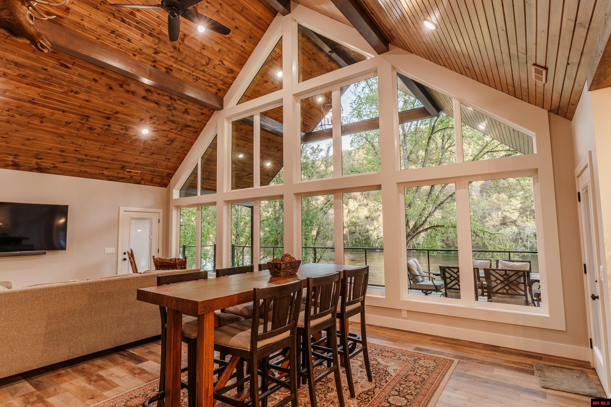 352 Wheatstone Place