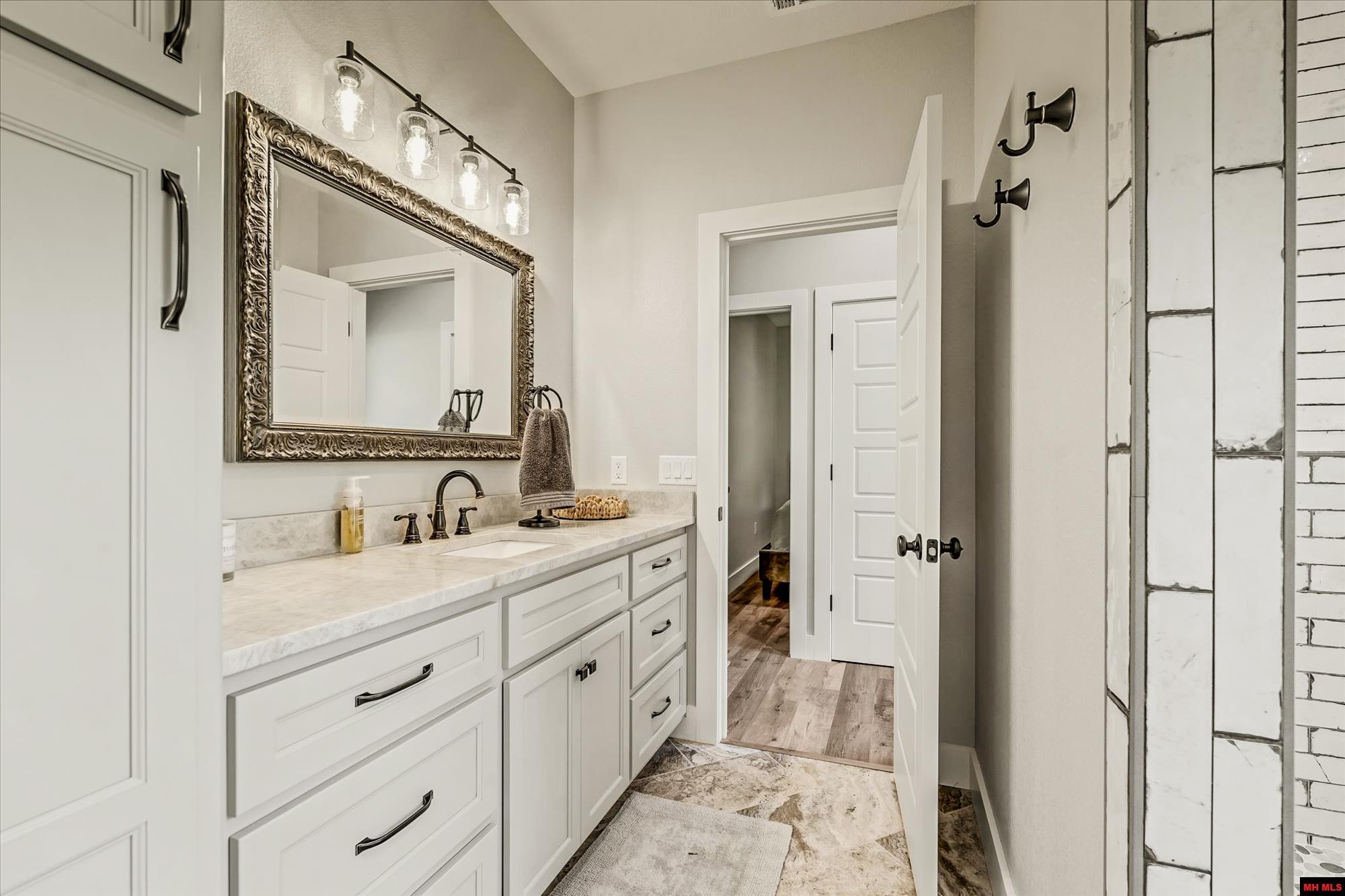 352 Wheatstone Place