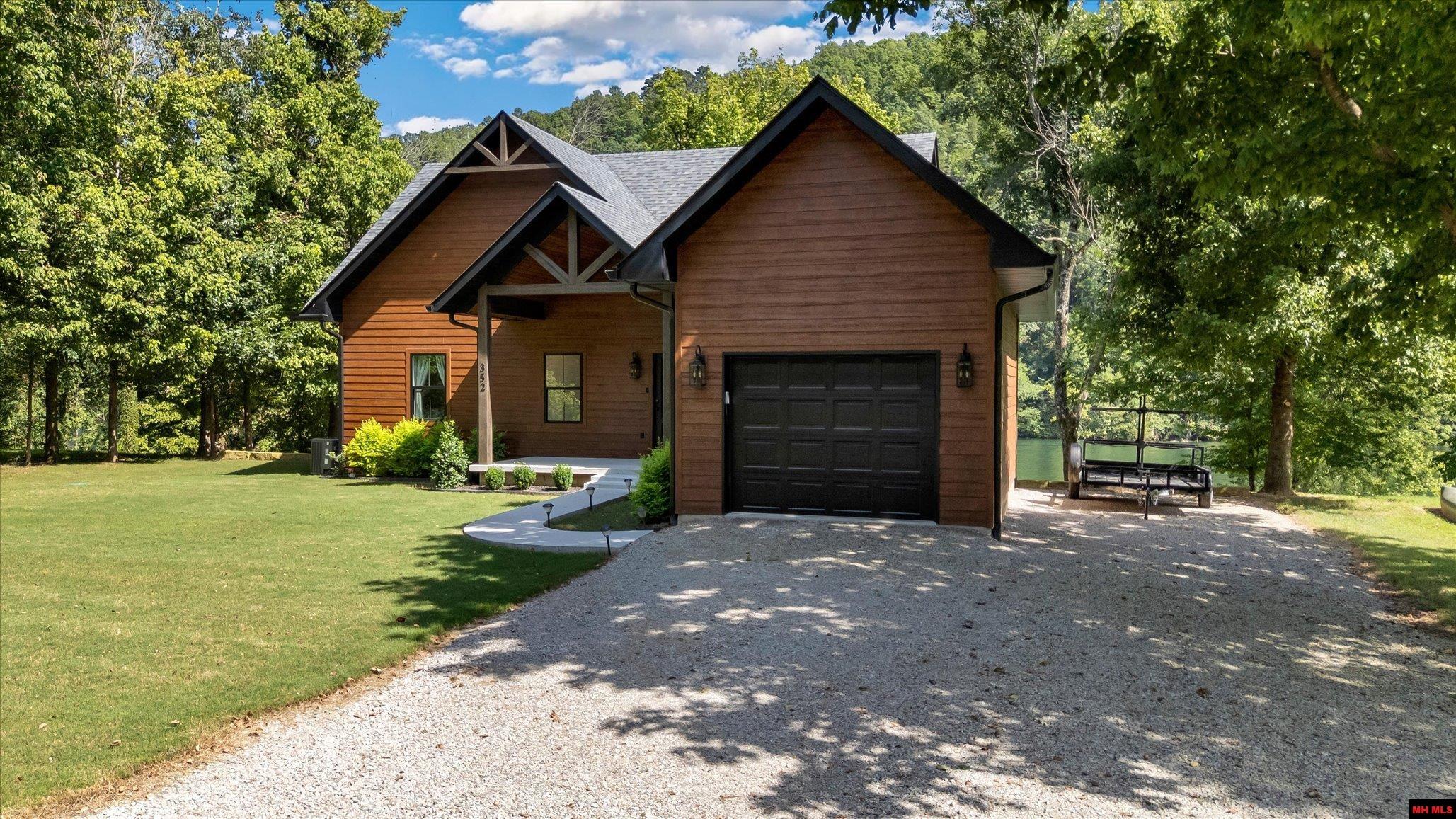 352 Wheatstone Place