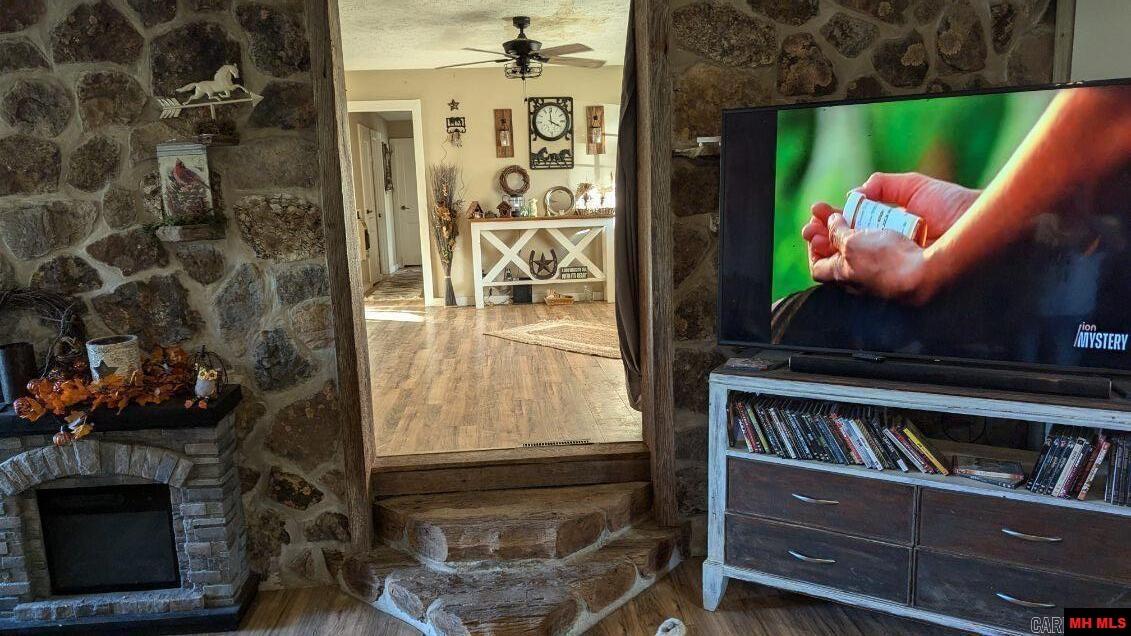 1495 Pickren Hall Road