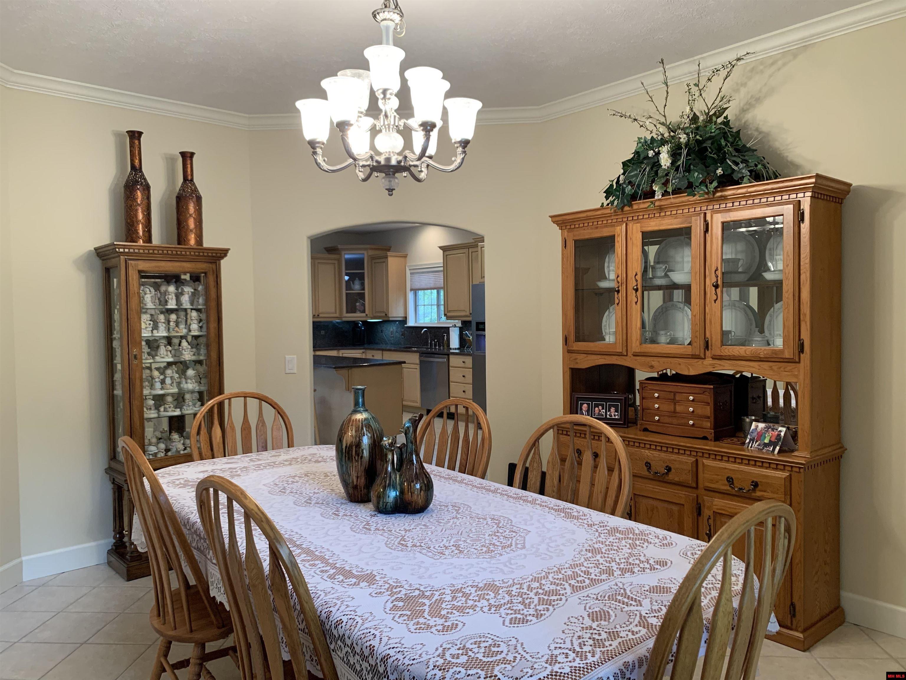 1722 Brentwood Drive