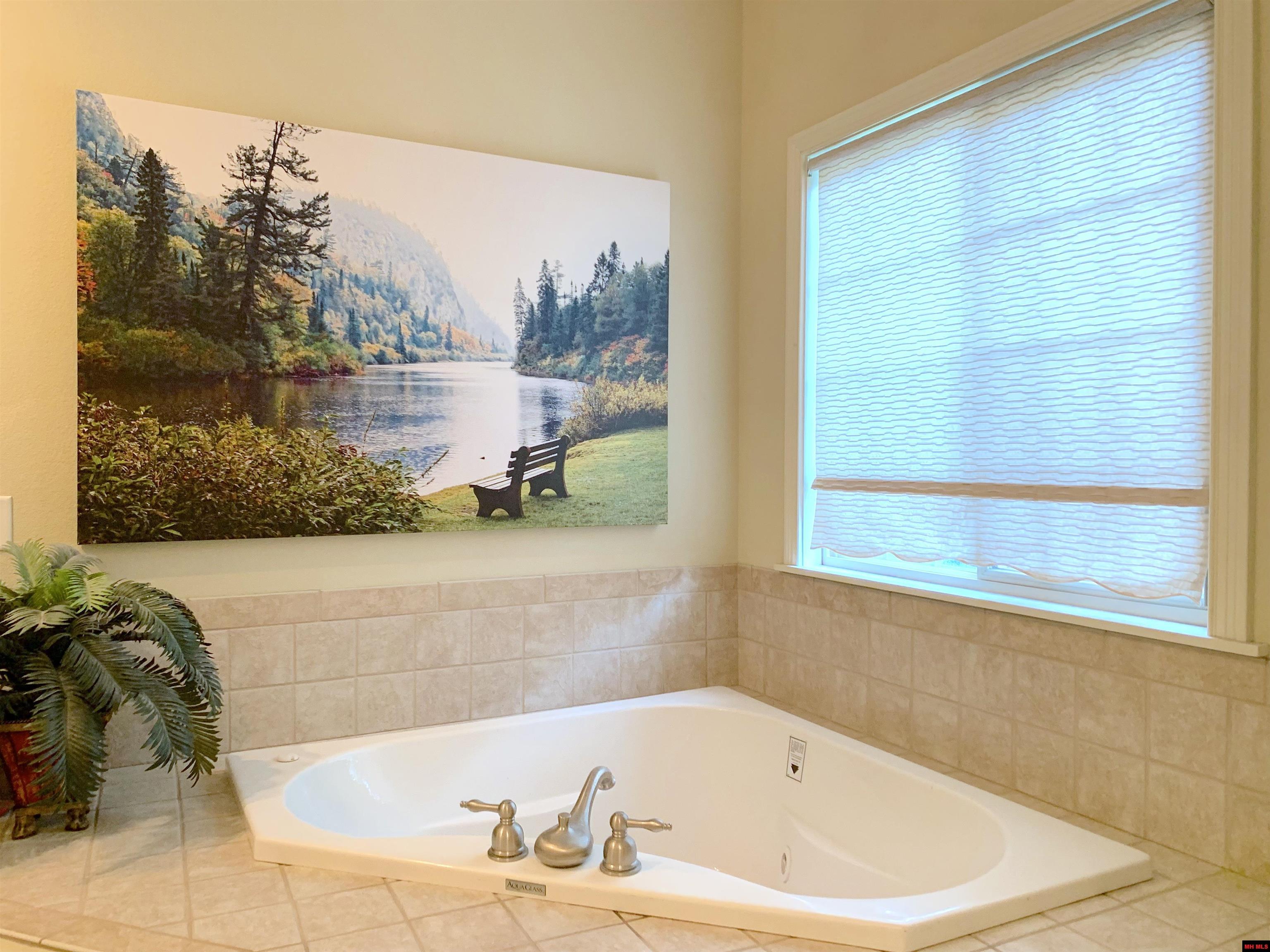 1722 Brentwood Drive