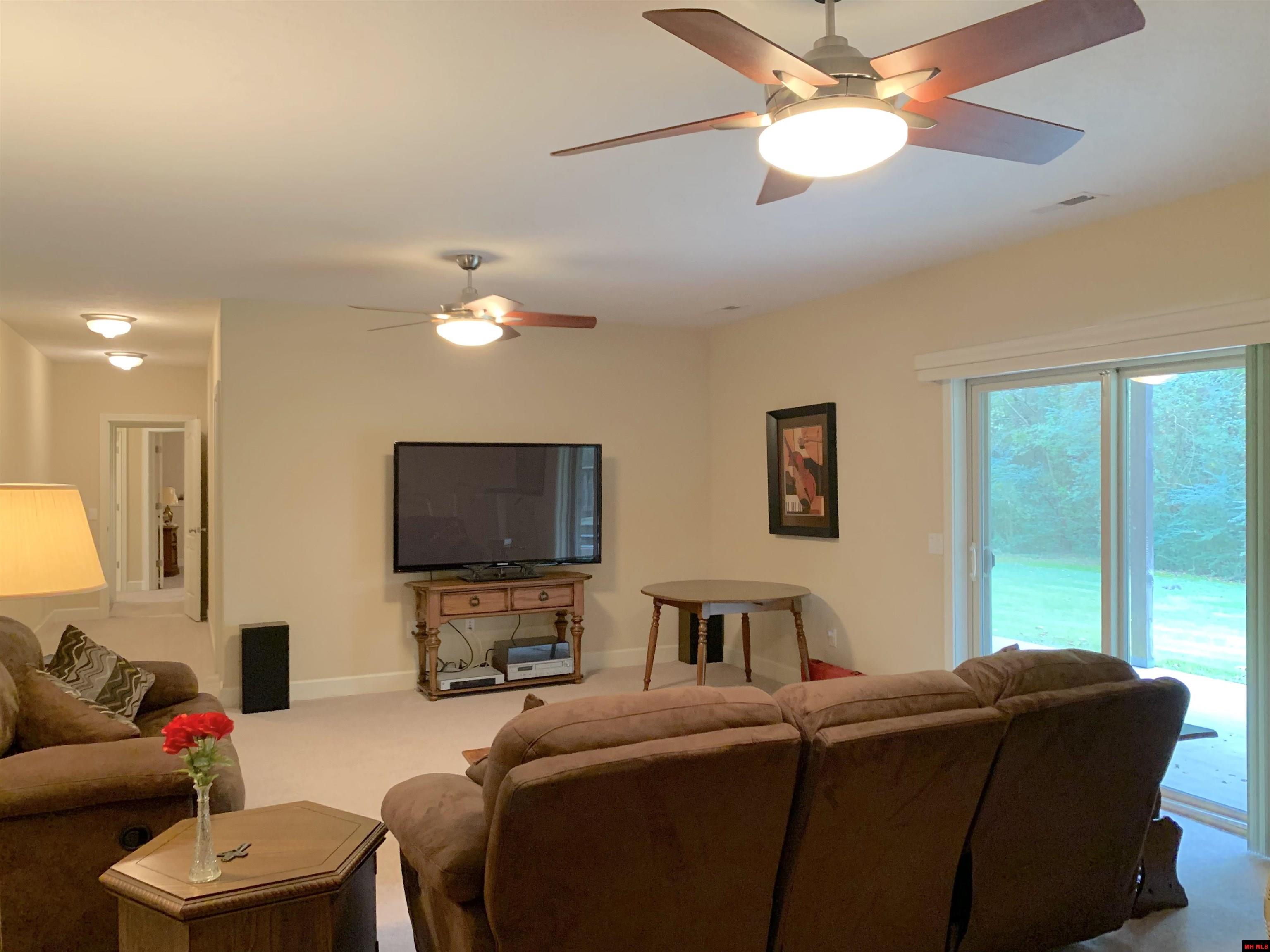 1722 Brentwood Drive