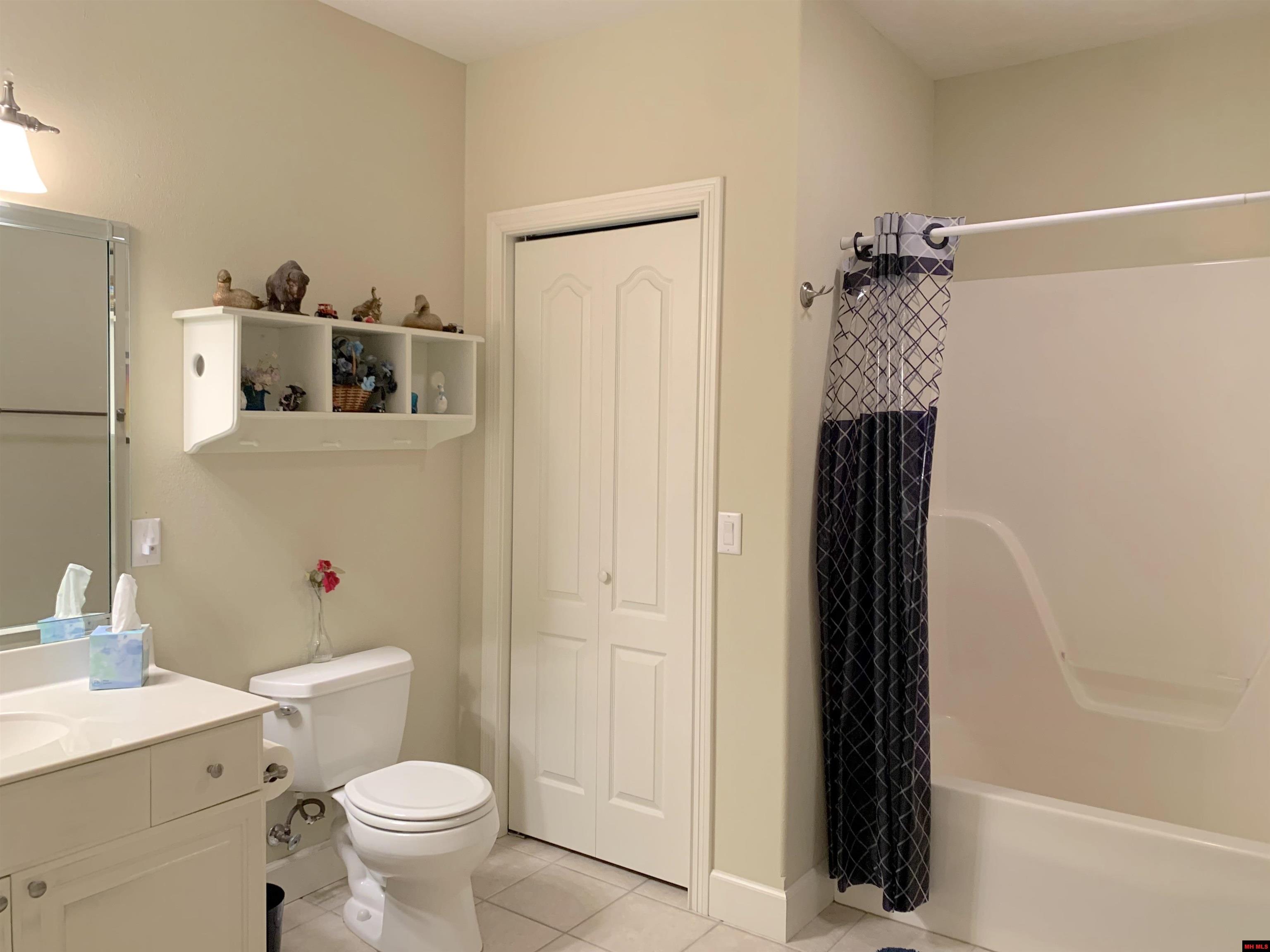 1722 Brentwood Drive