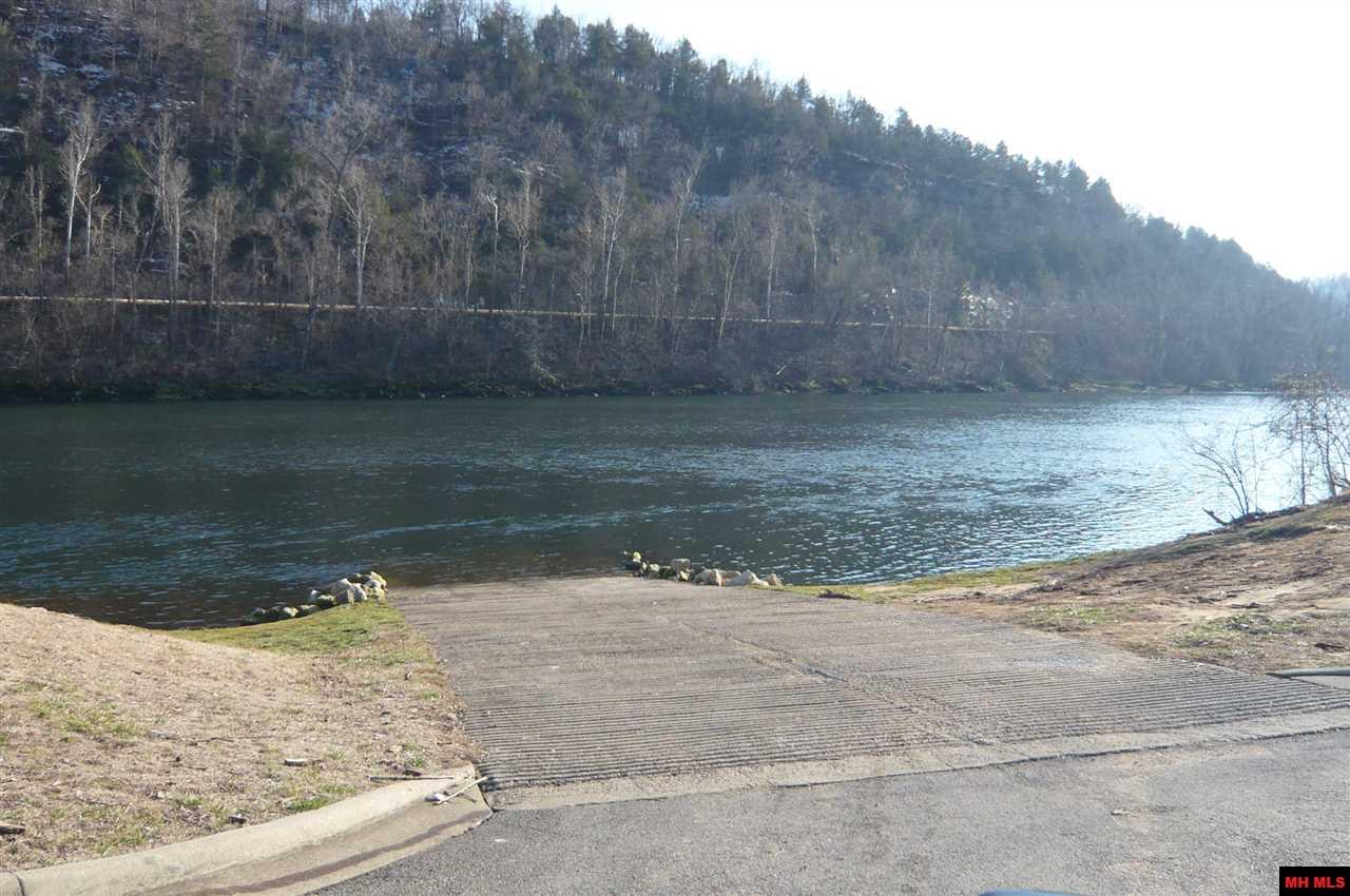 760-08219-000* Broadway