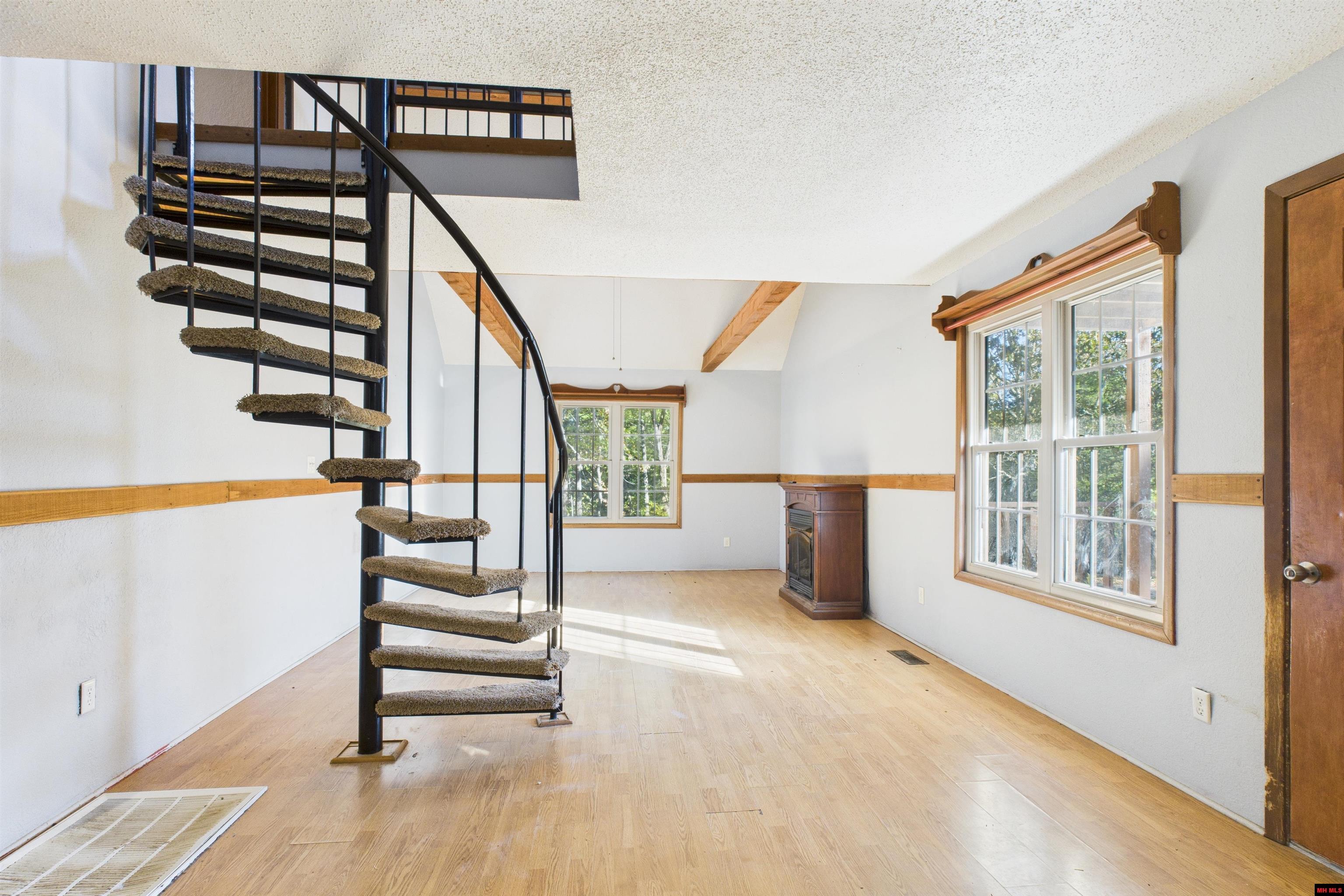 7831 Hwy 62/412 West