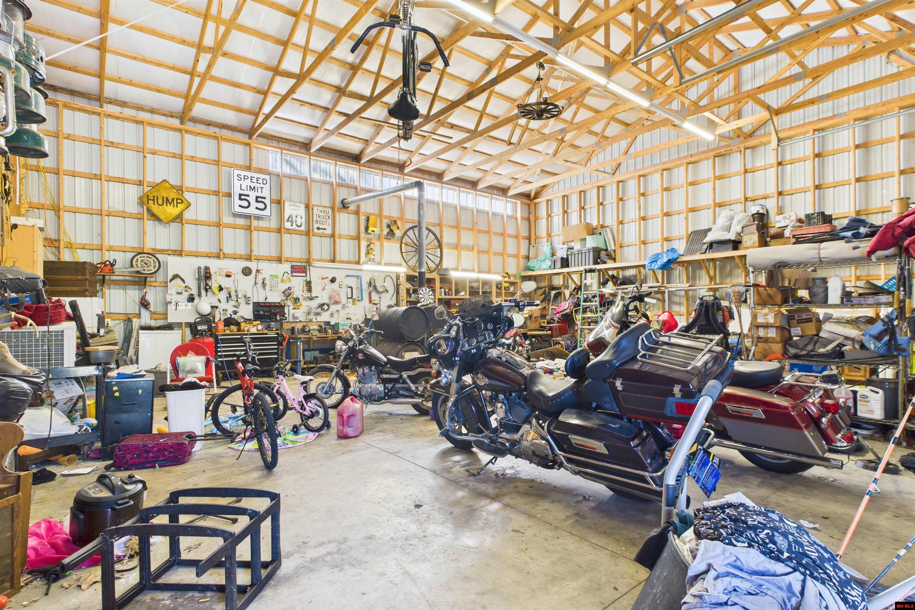 23 AVANT CIRCLE Gamaliel, AR