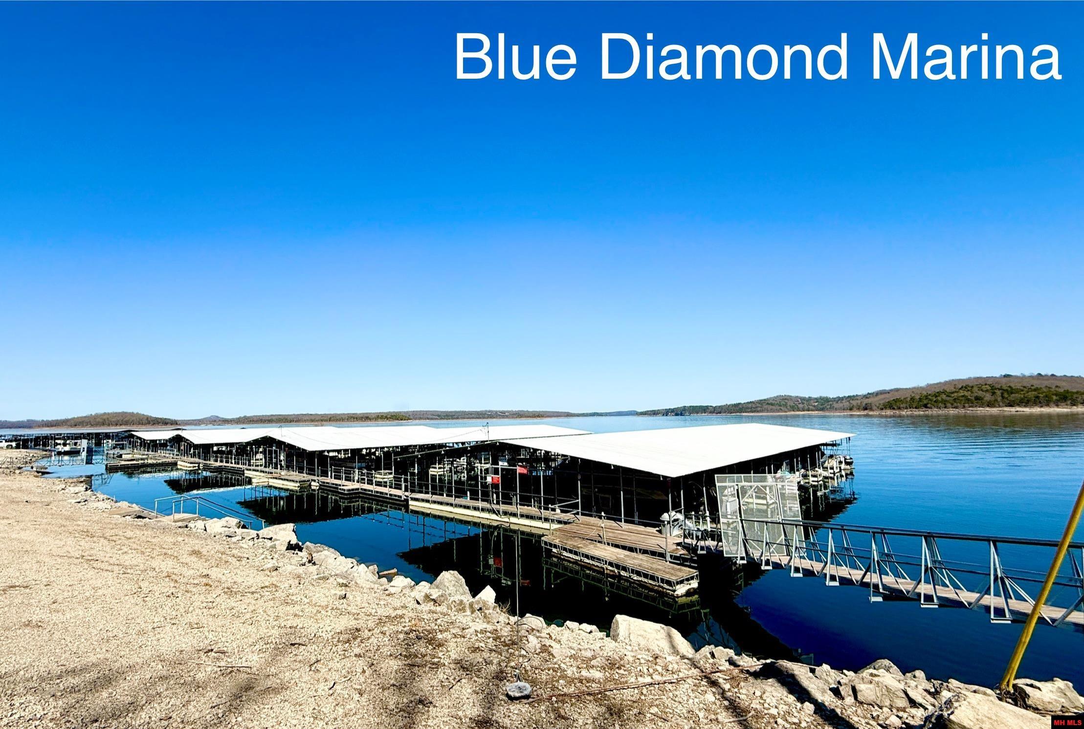 010-01589-000 Canmore